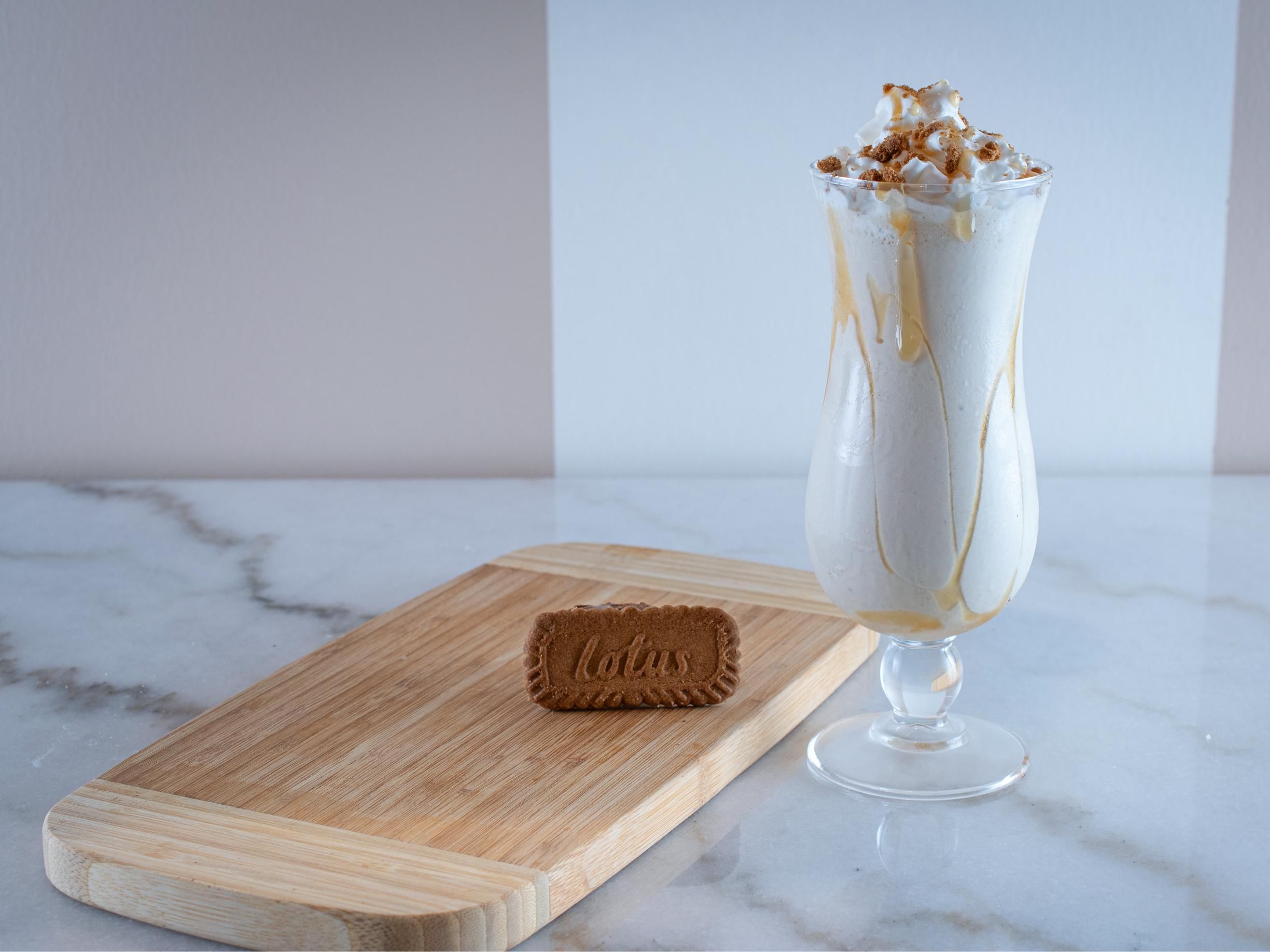 Lotus Biscoff Shake.