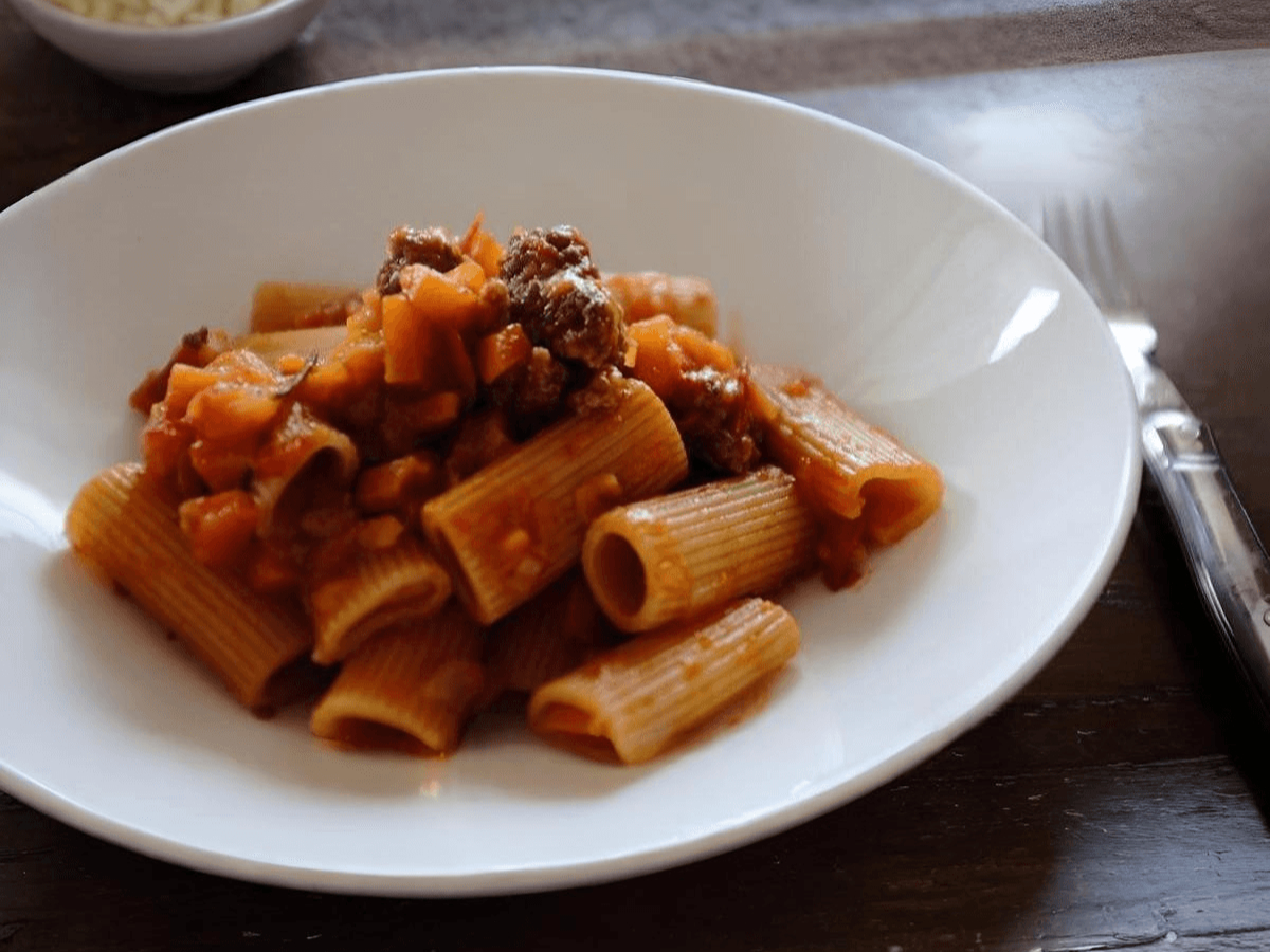 Rigatoni Salsiccia Tray