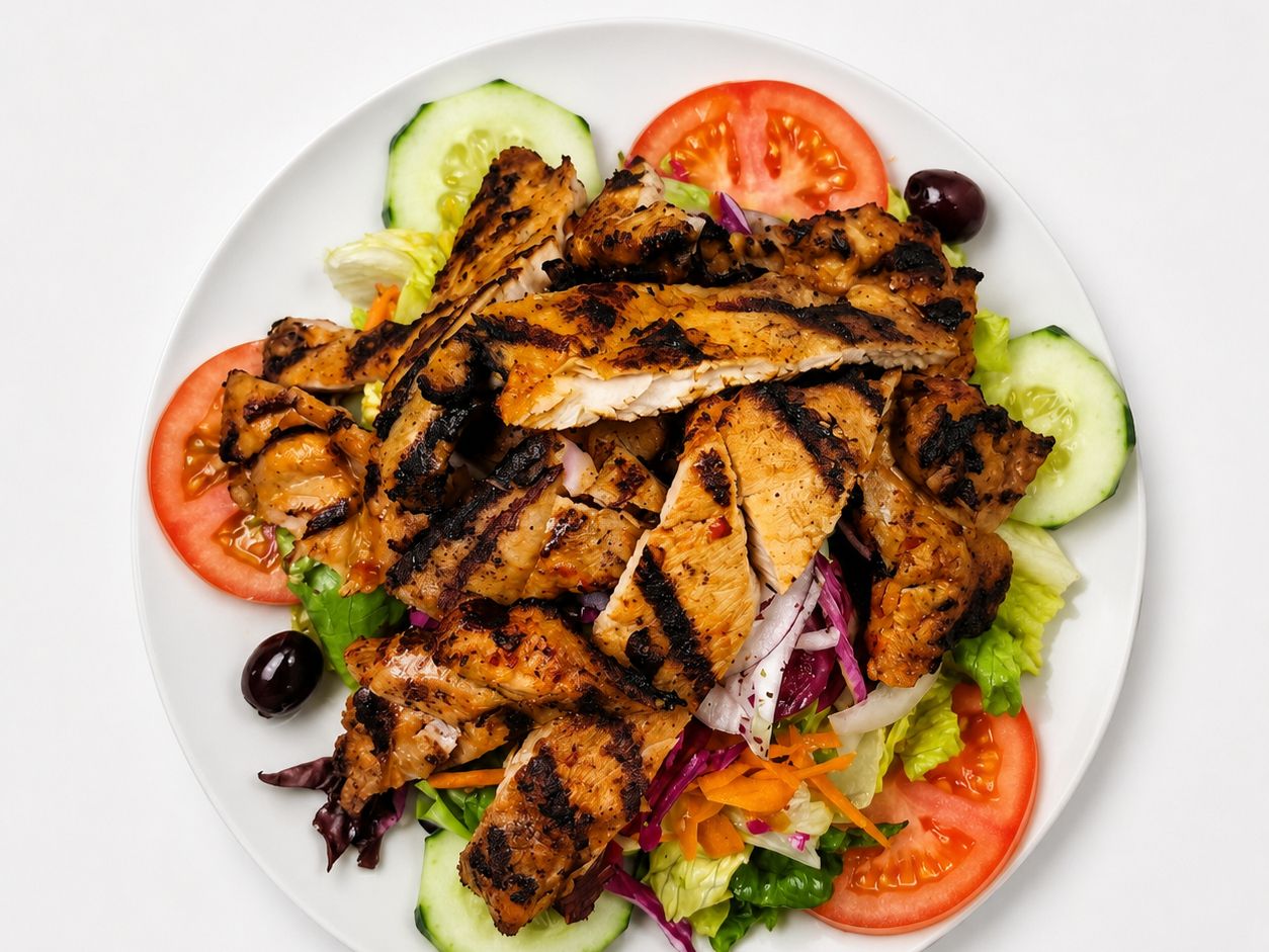 SM Greek Salad w/ Grilled Chicken.