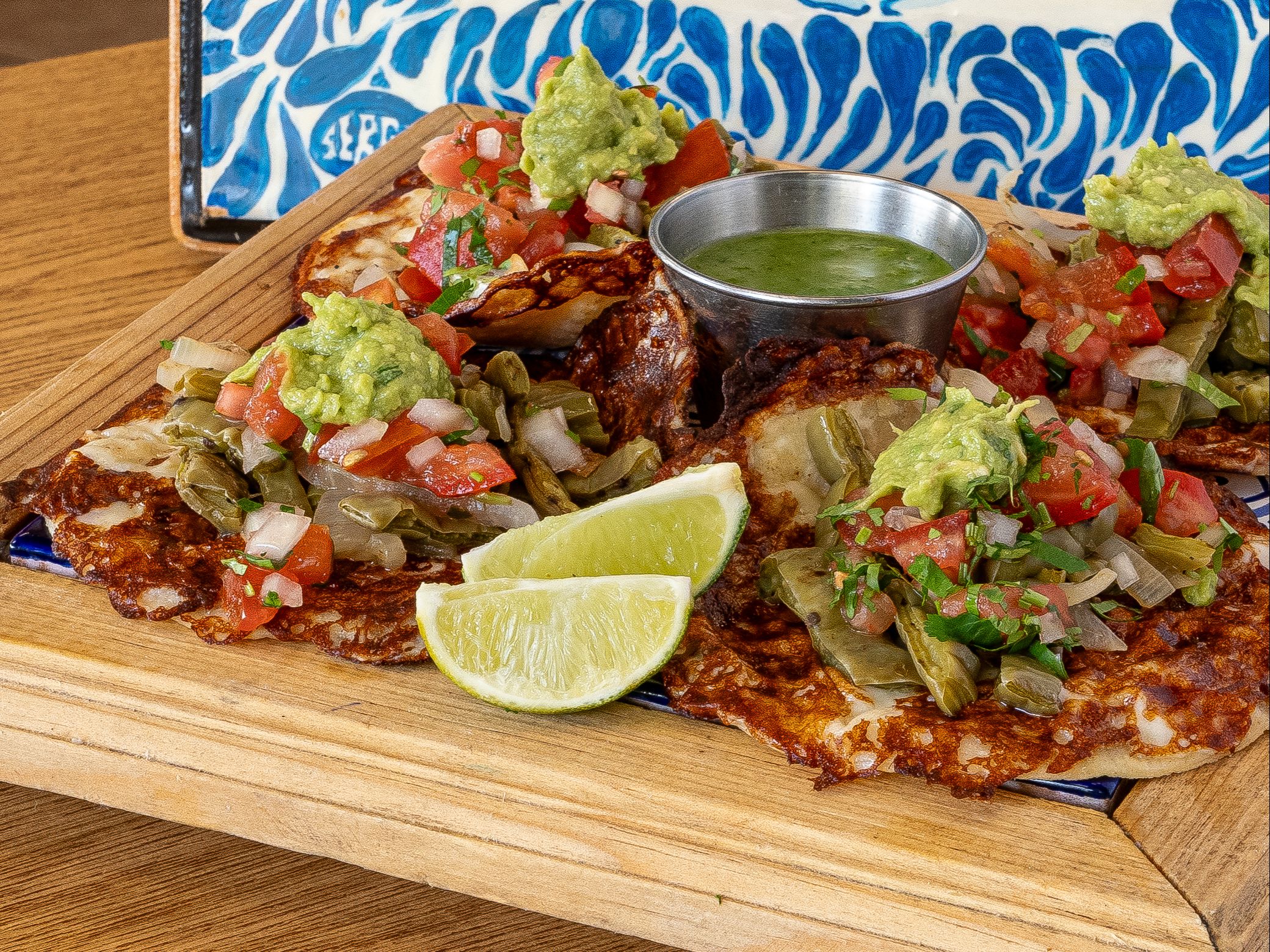 Grilled Chicken Costra de Queso.