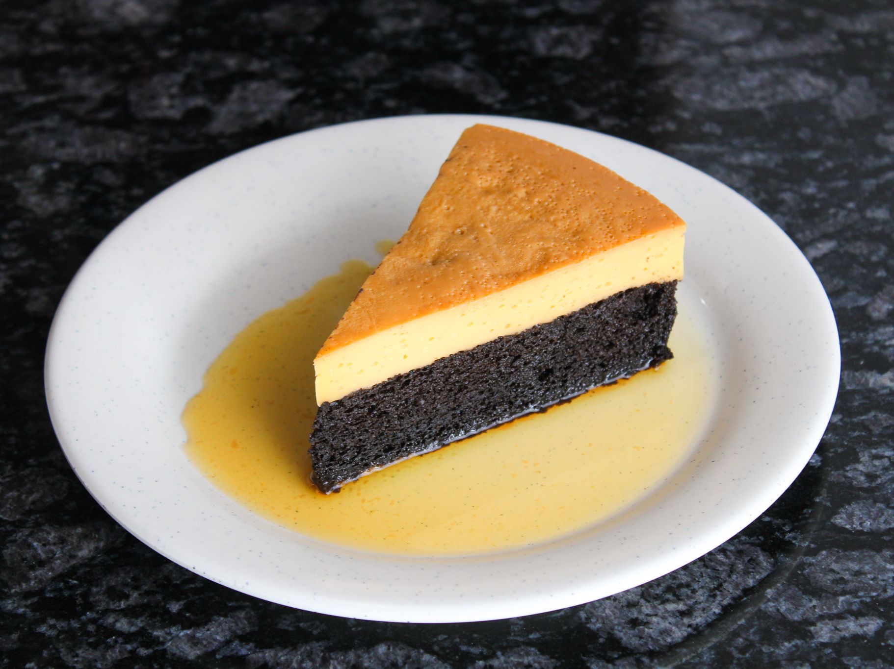 Chocoflan.
