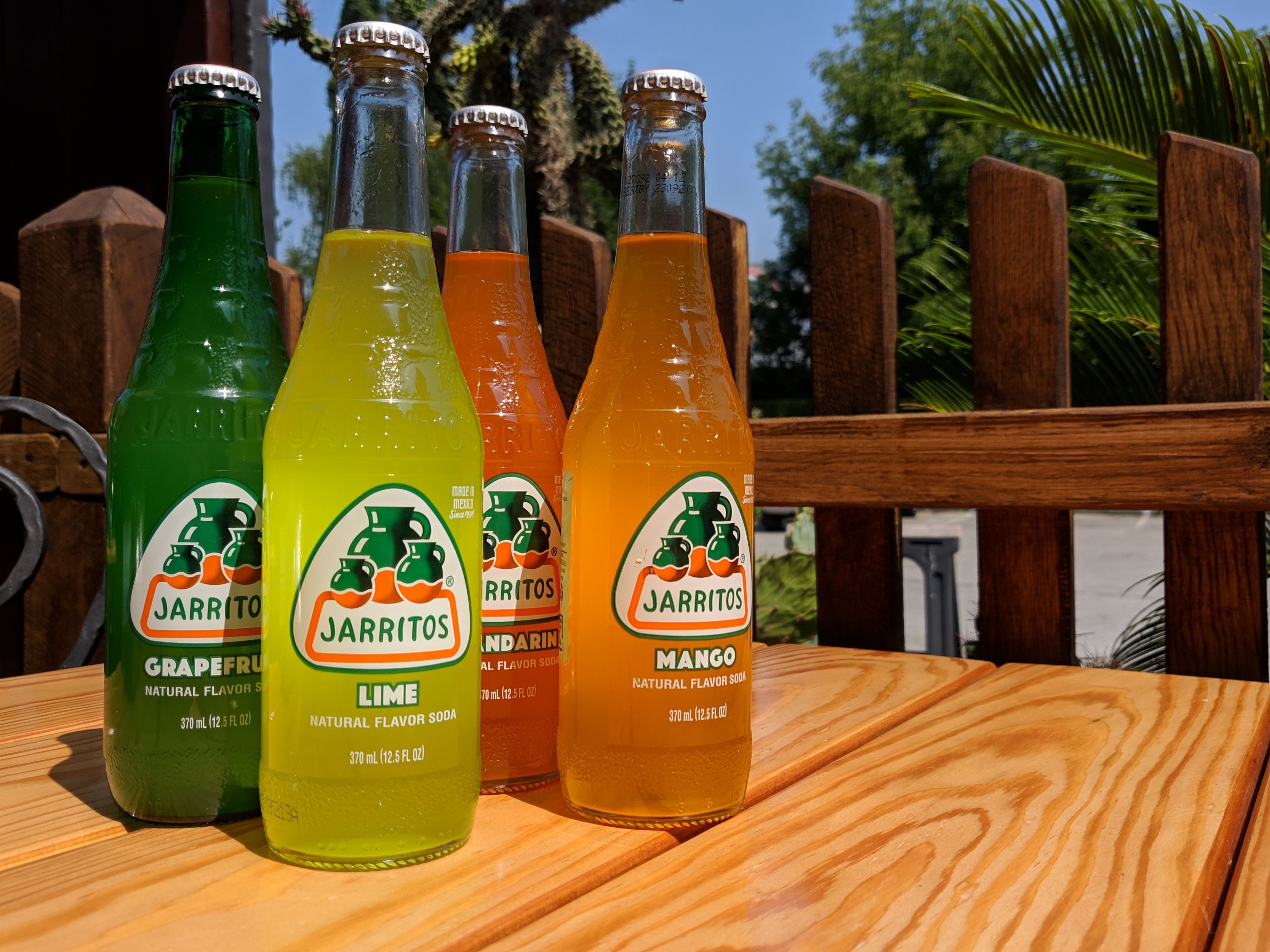 Jarritos.