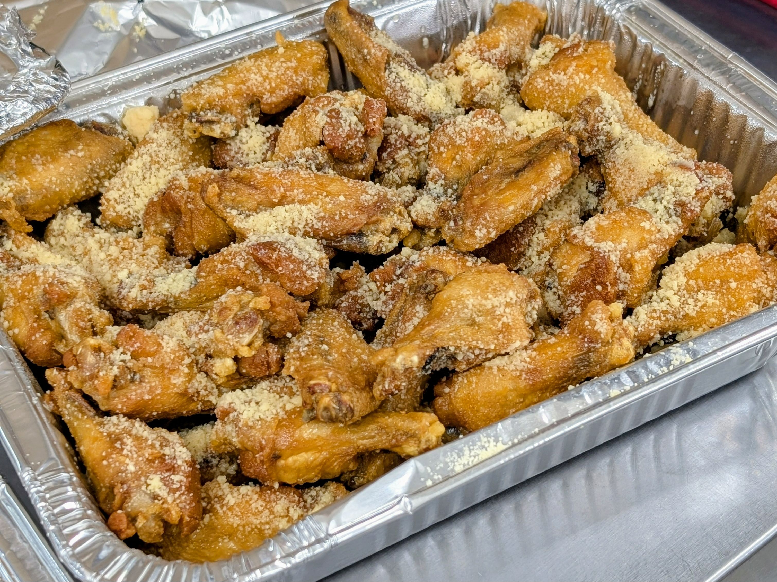 Traditional 100 CT Wings 6 Sauces.