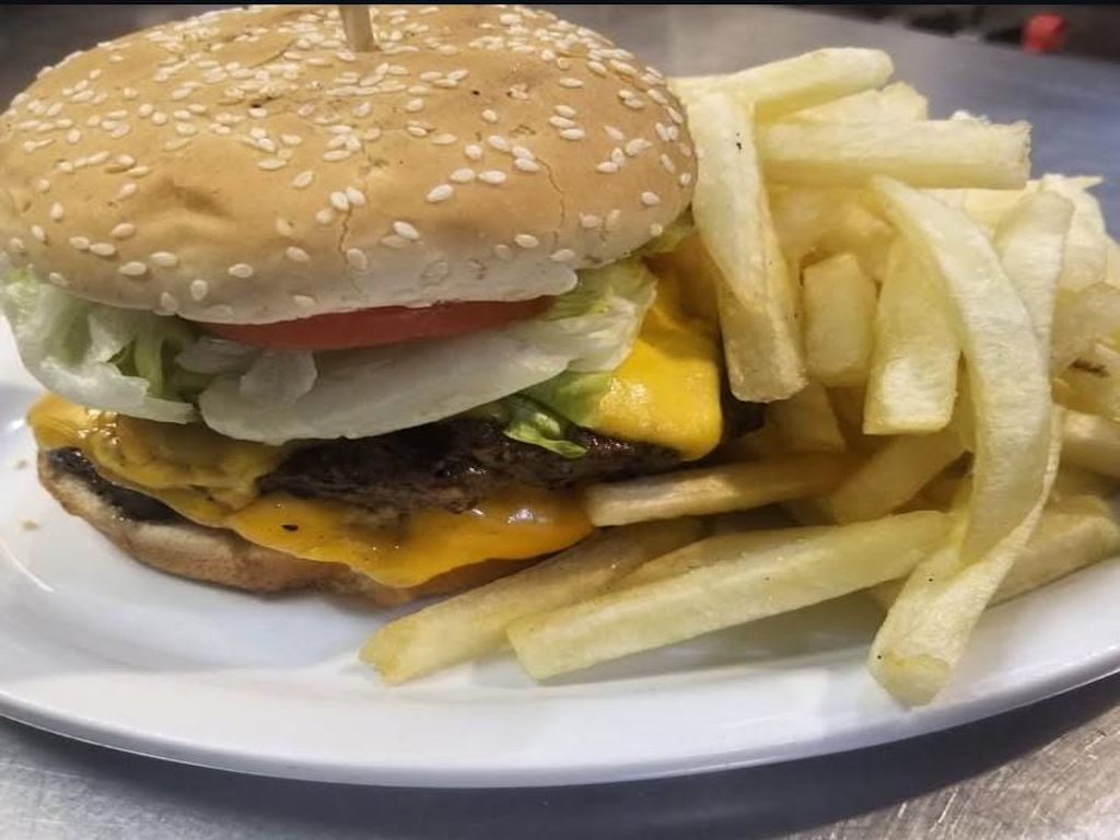 Kids Cheeseburger