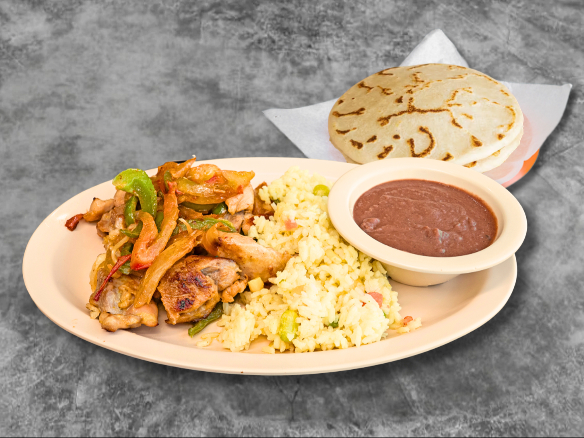 Pollo Encebollado.