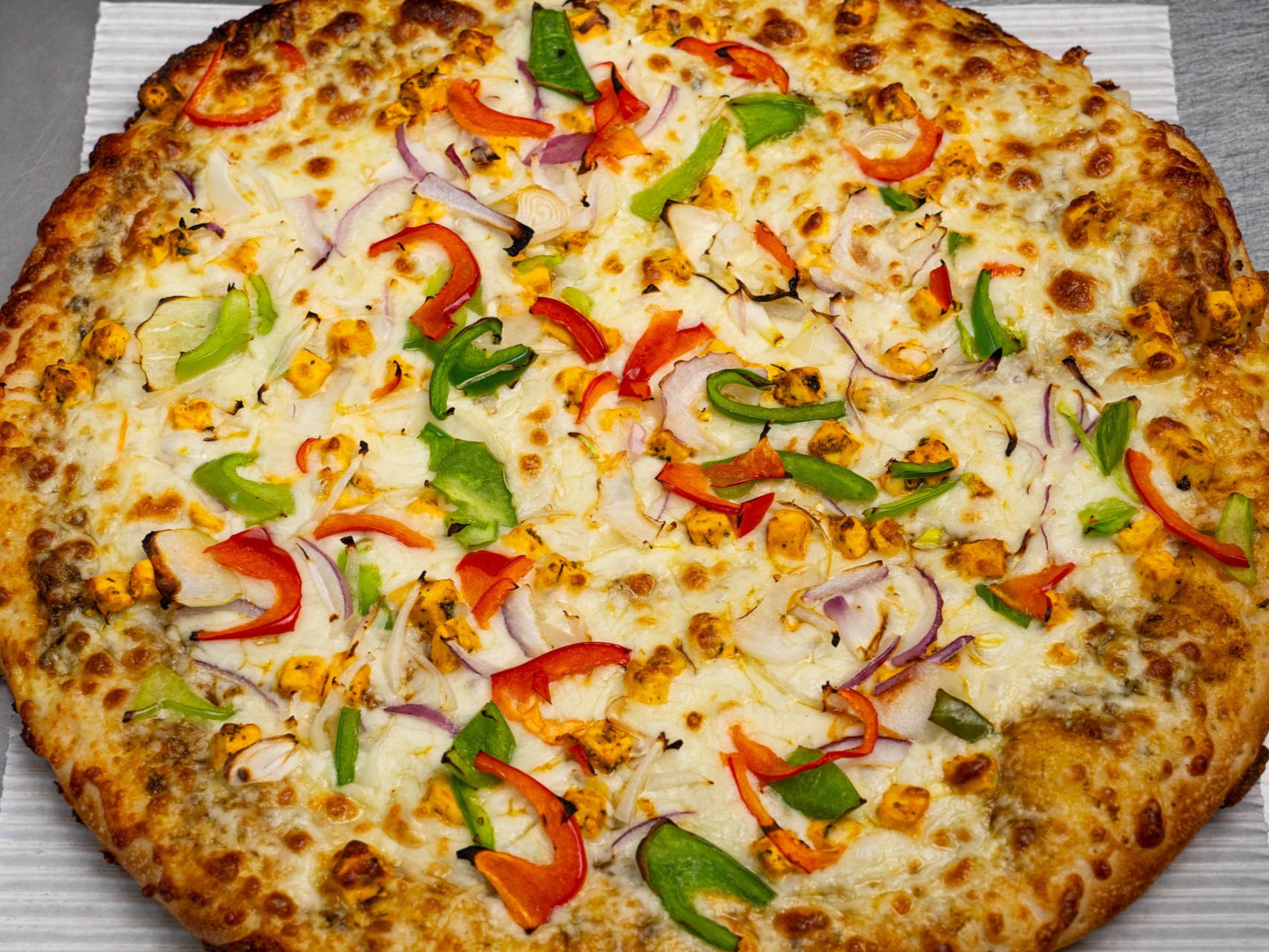 Paneer/Chicken Gongura Pizza