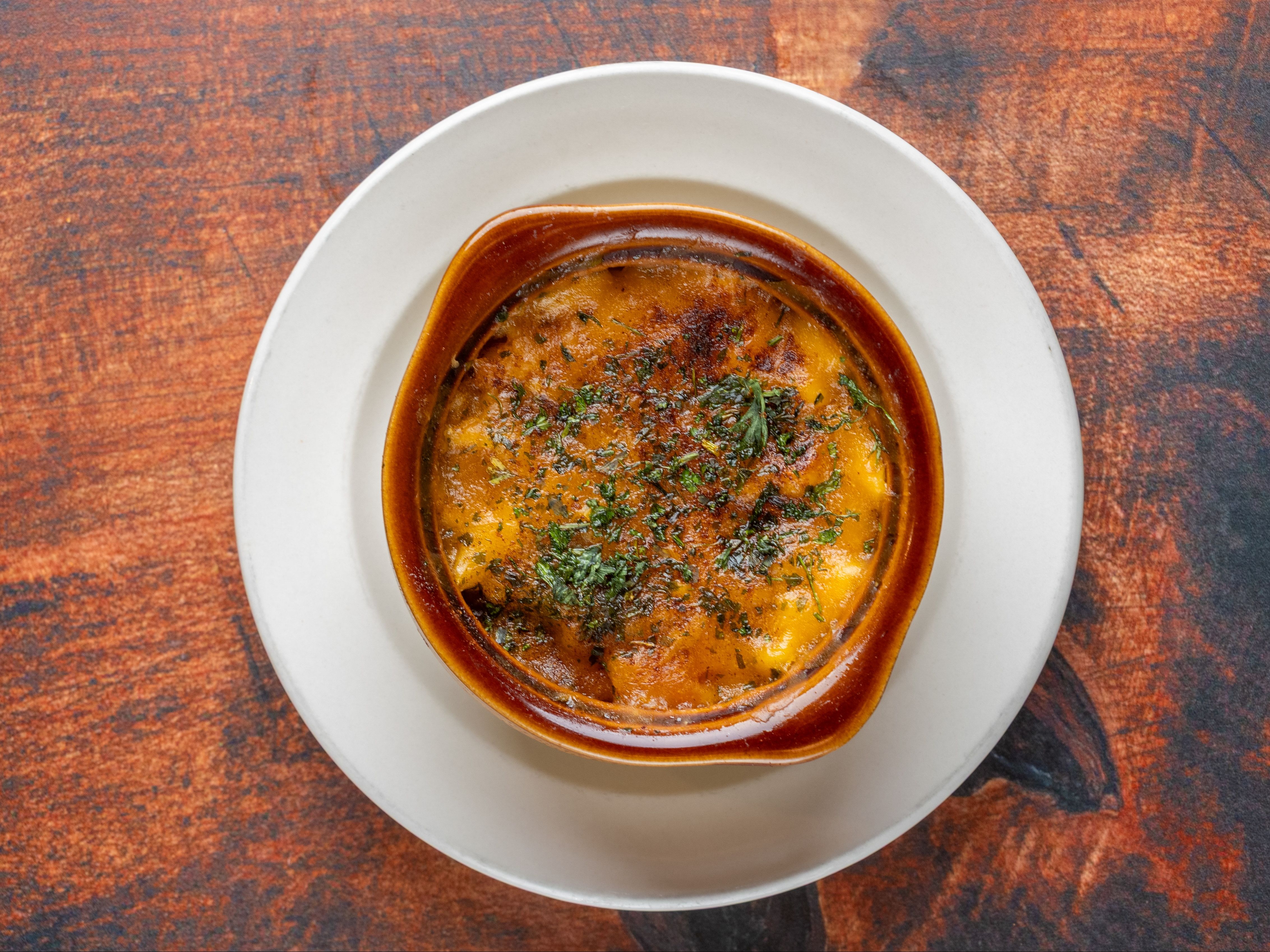 Baked Mac N' Cheese.