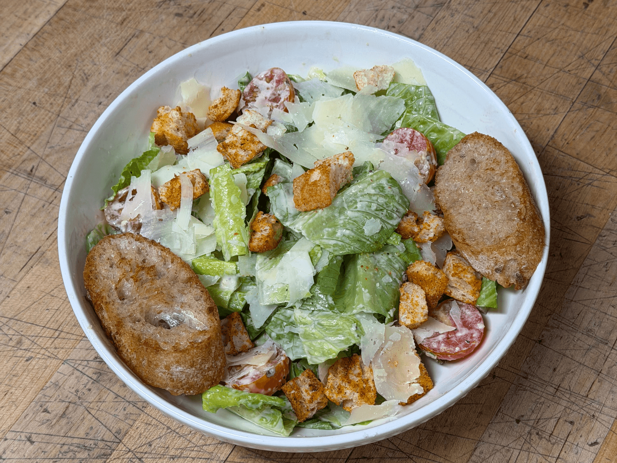 Fresh Salad Selections for Health-Conscious Diners