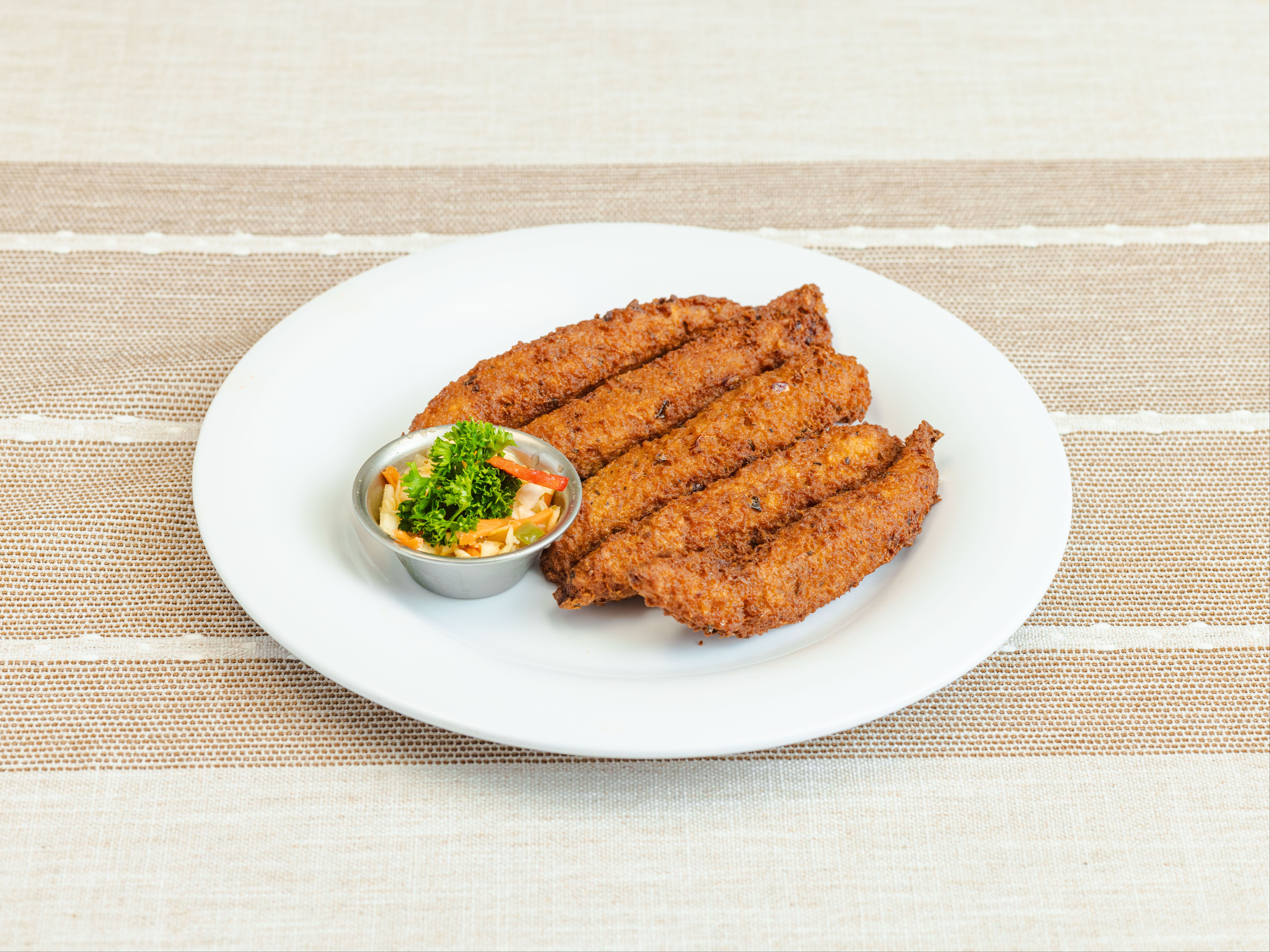 Akra (1PC).