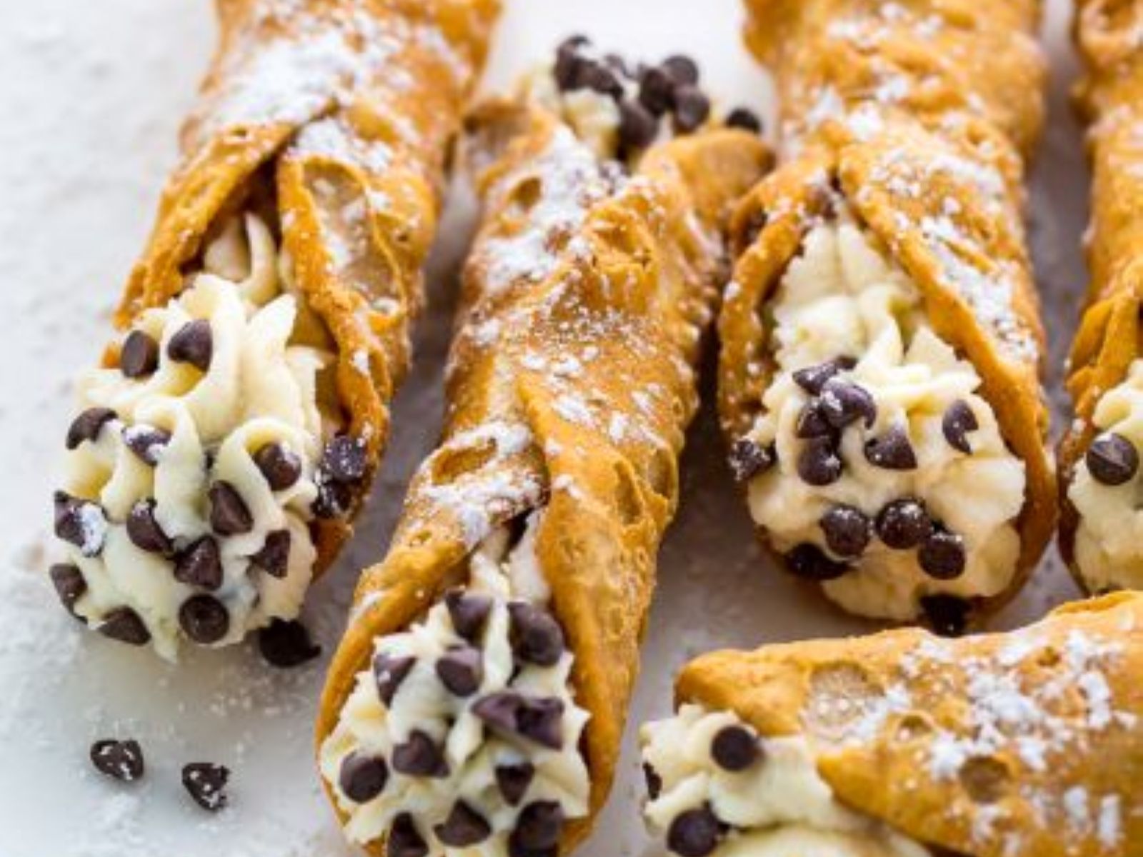 Smoky BBQ Delights: Ribs, Brisket, Wings