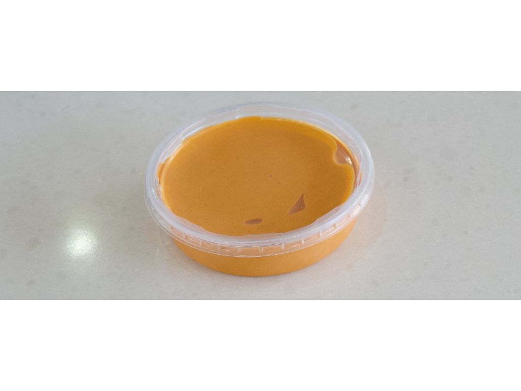 4oz Spicy Sauce.