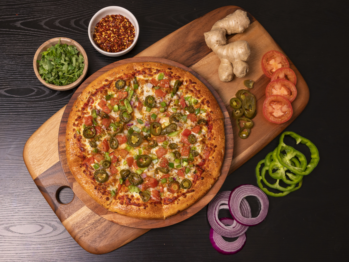 Karahi Paneer Pizza