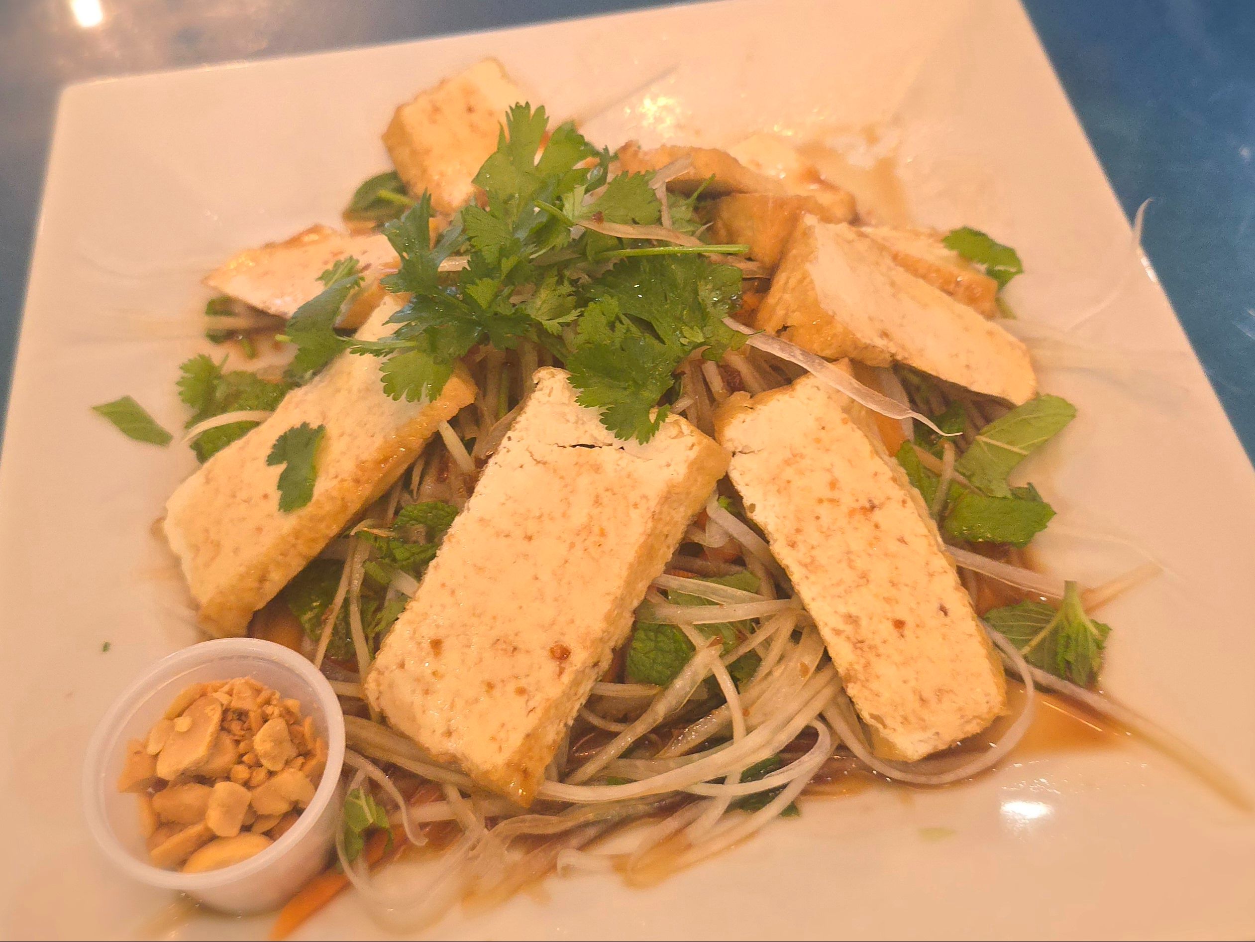 18.Young Papaya Salad w/ Tofu