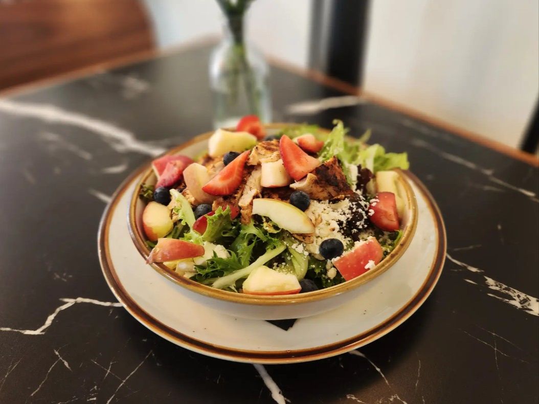 Market Entree Salad.