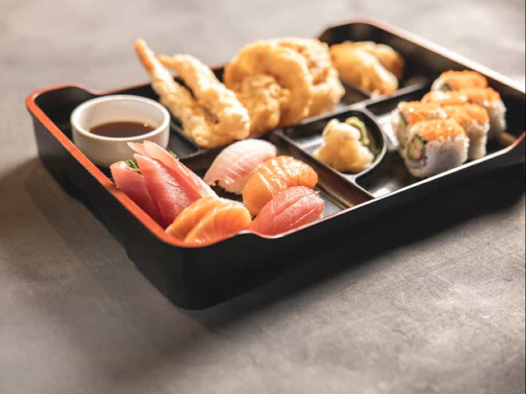 Sashimi Sushi Box-Dinner Box.