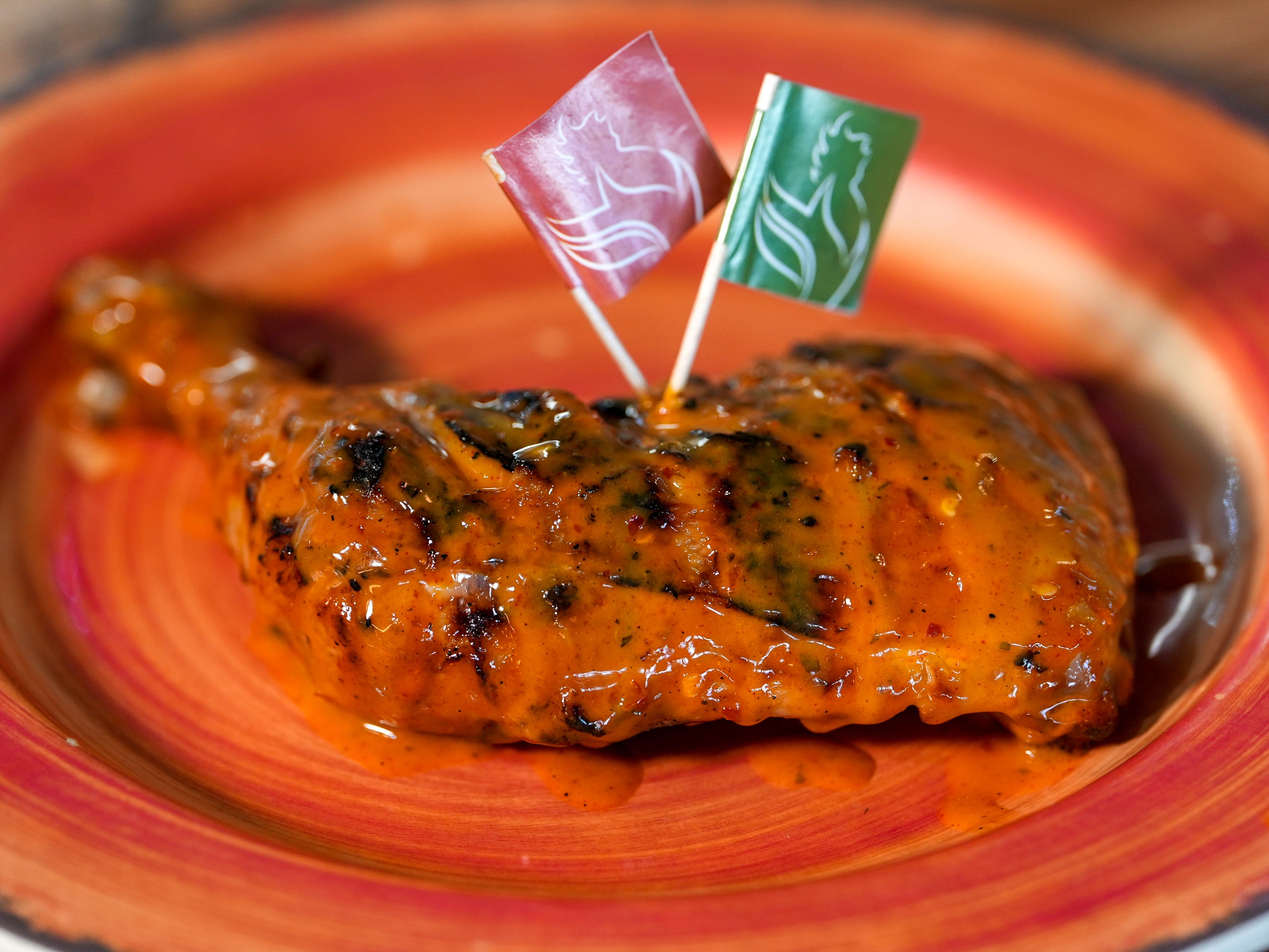 1/4 Chicken: Leg & Thigh.