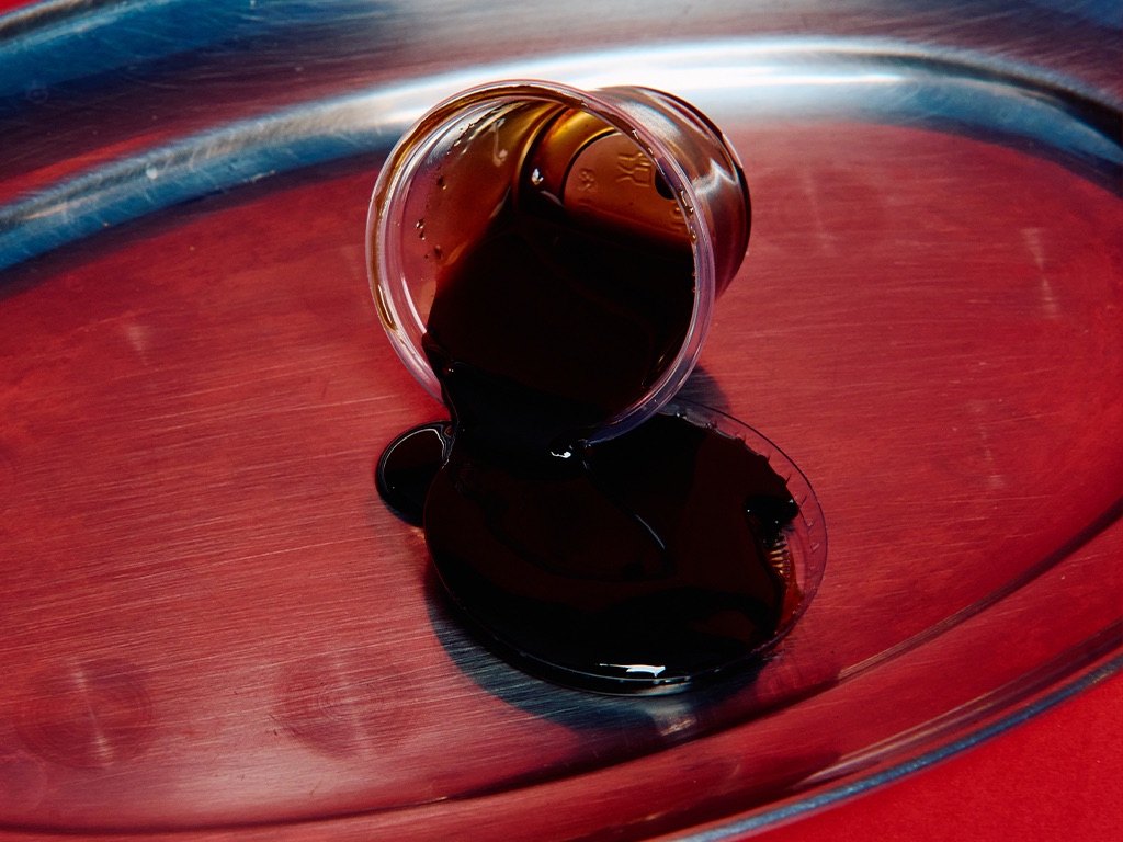 Side Pomegranate.