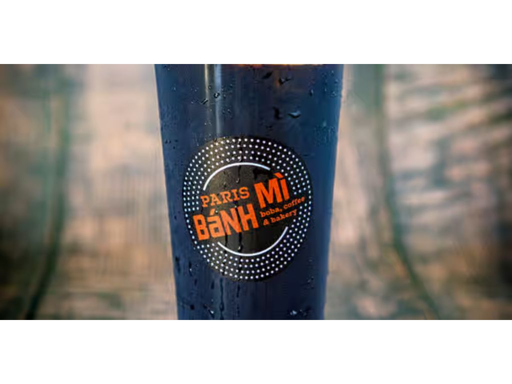 V1. ICED BLACK COFFEE