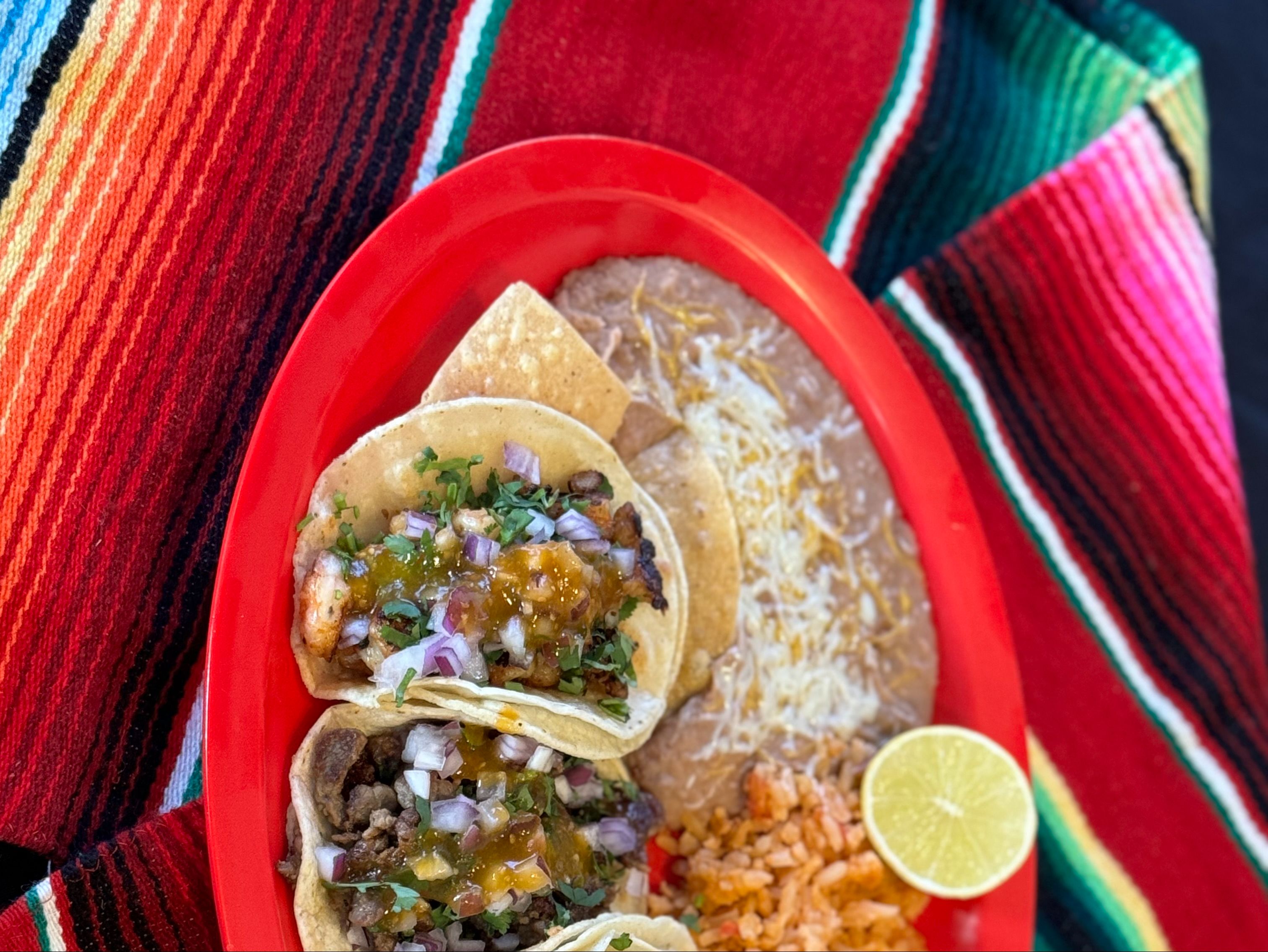 #15 3 Street Style Tacos Plate.