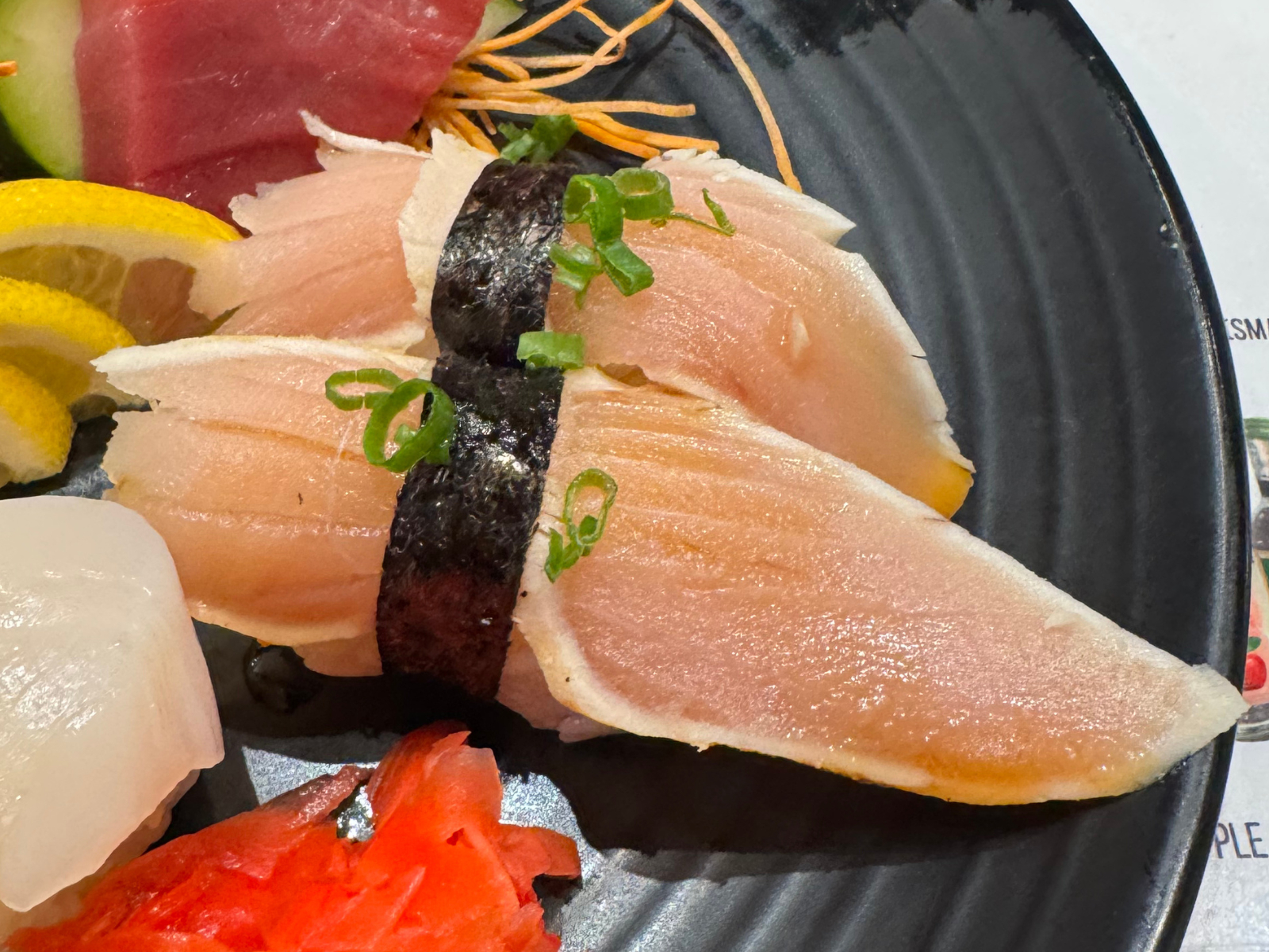Garlic Maguro Nigiri.