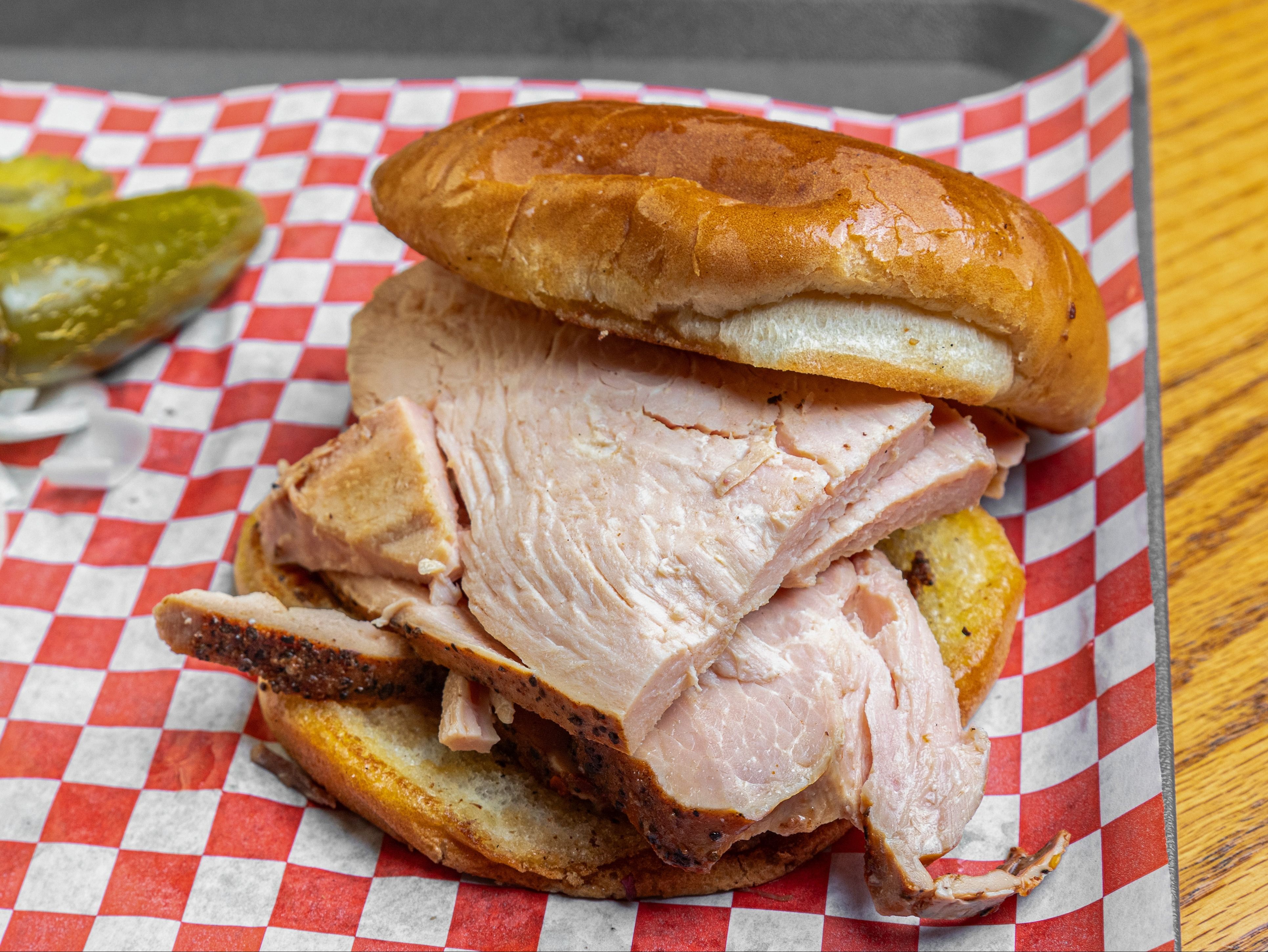 Turkey Sandwich w/ 6oz side