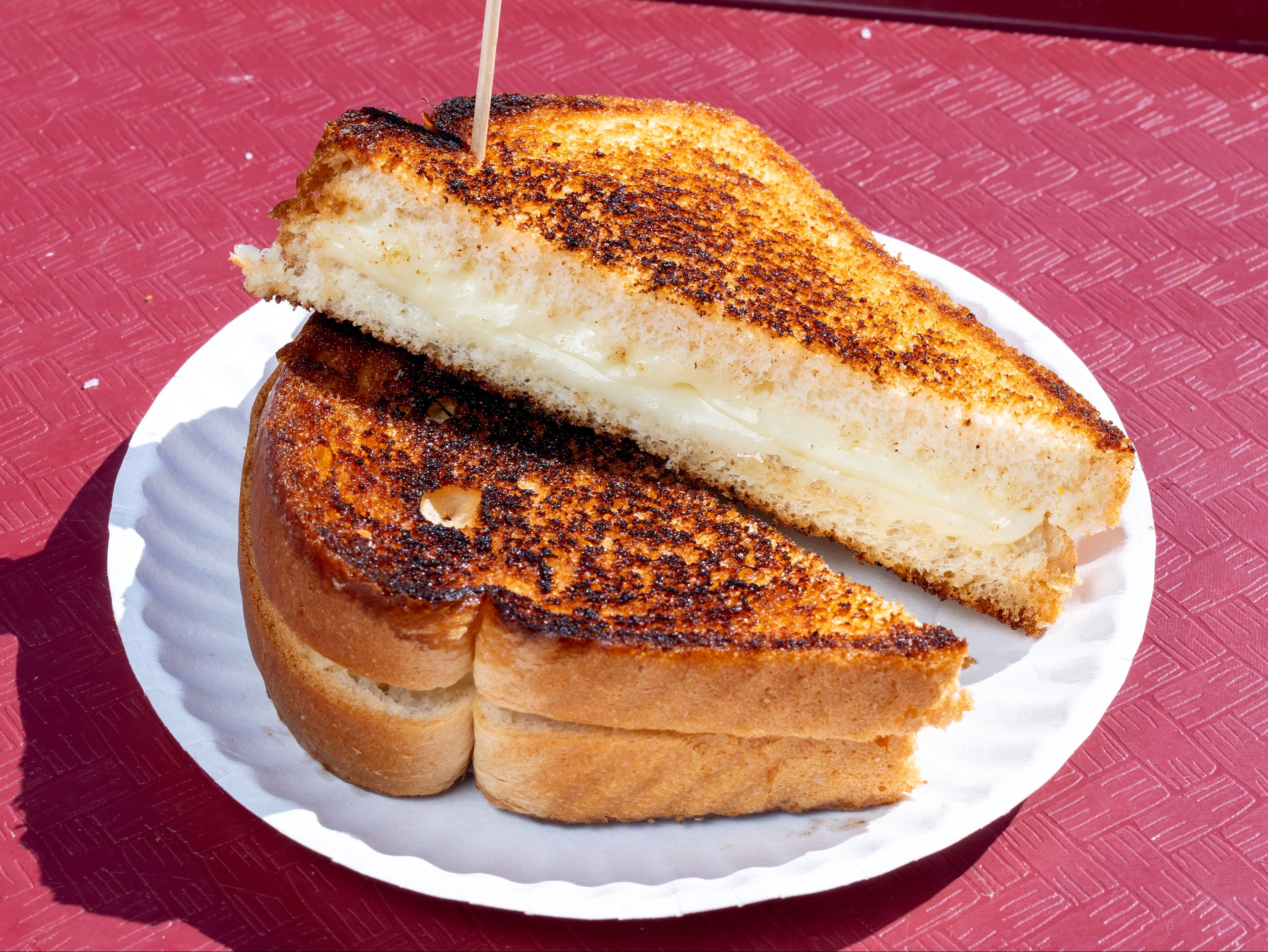 Grilled Cheese Sandwich W/chips