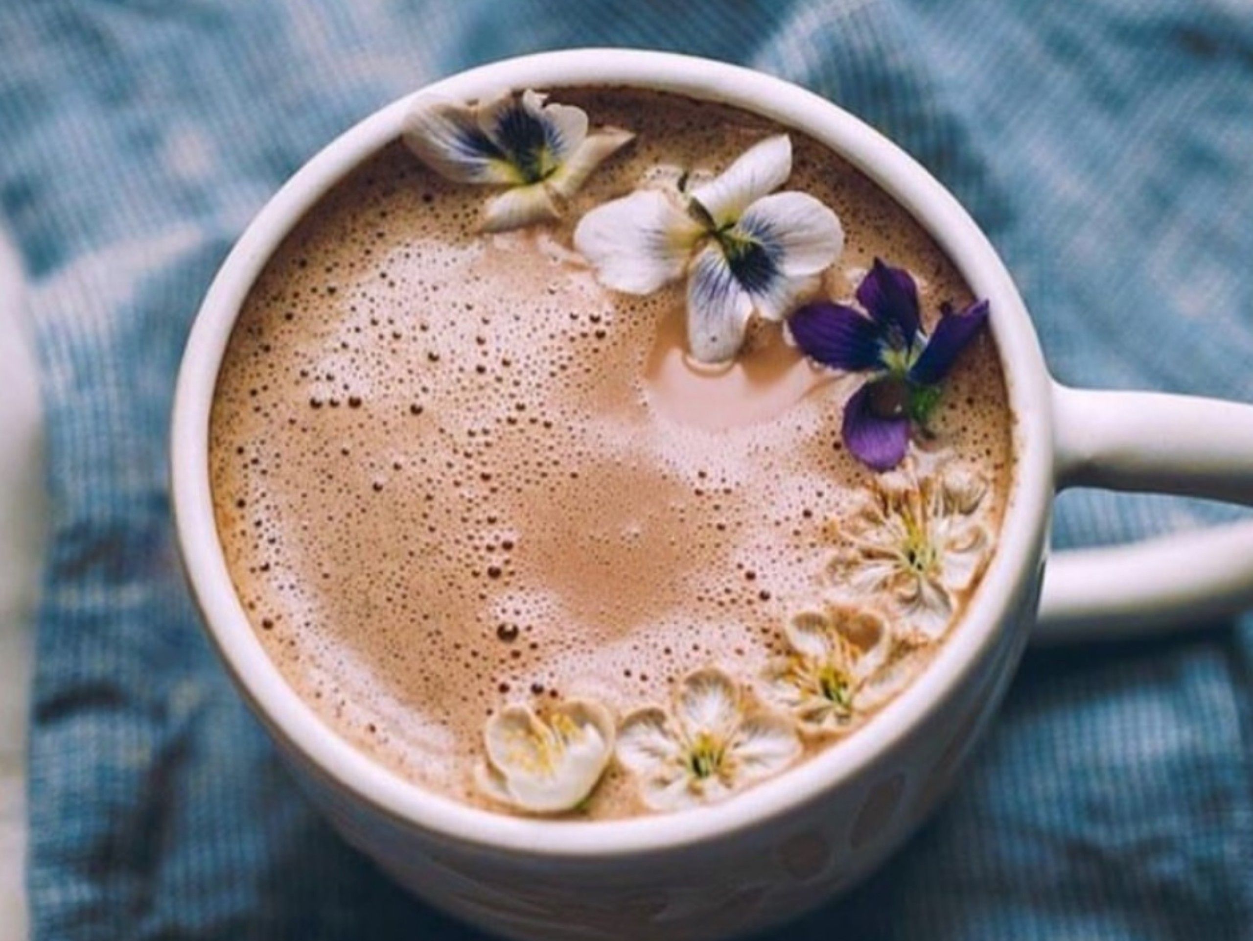 Expresso Lavender Latte 16 Oz (Hot).