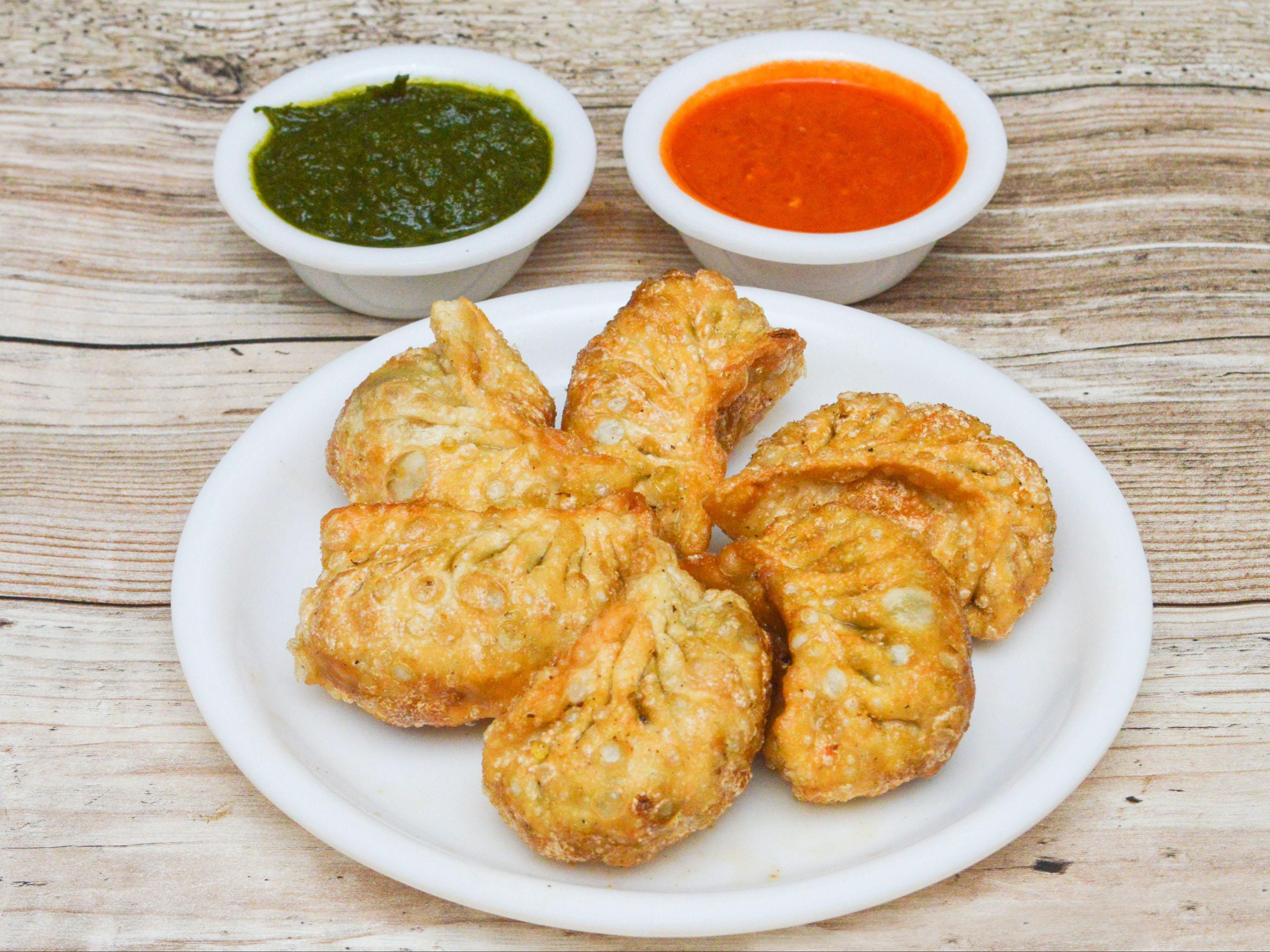 FRIED MOMOS.