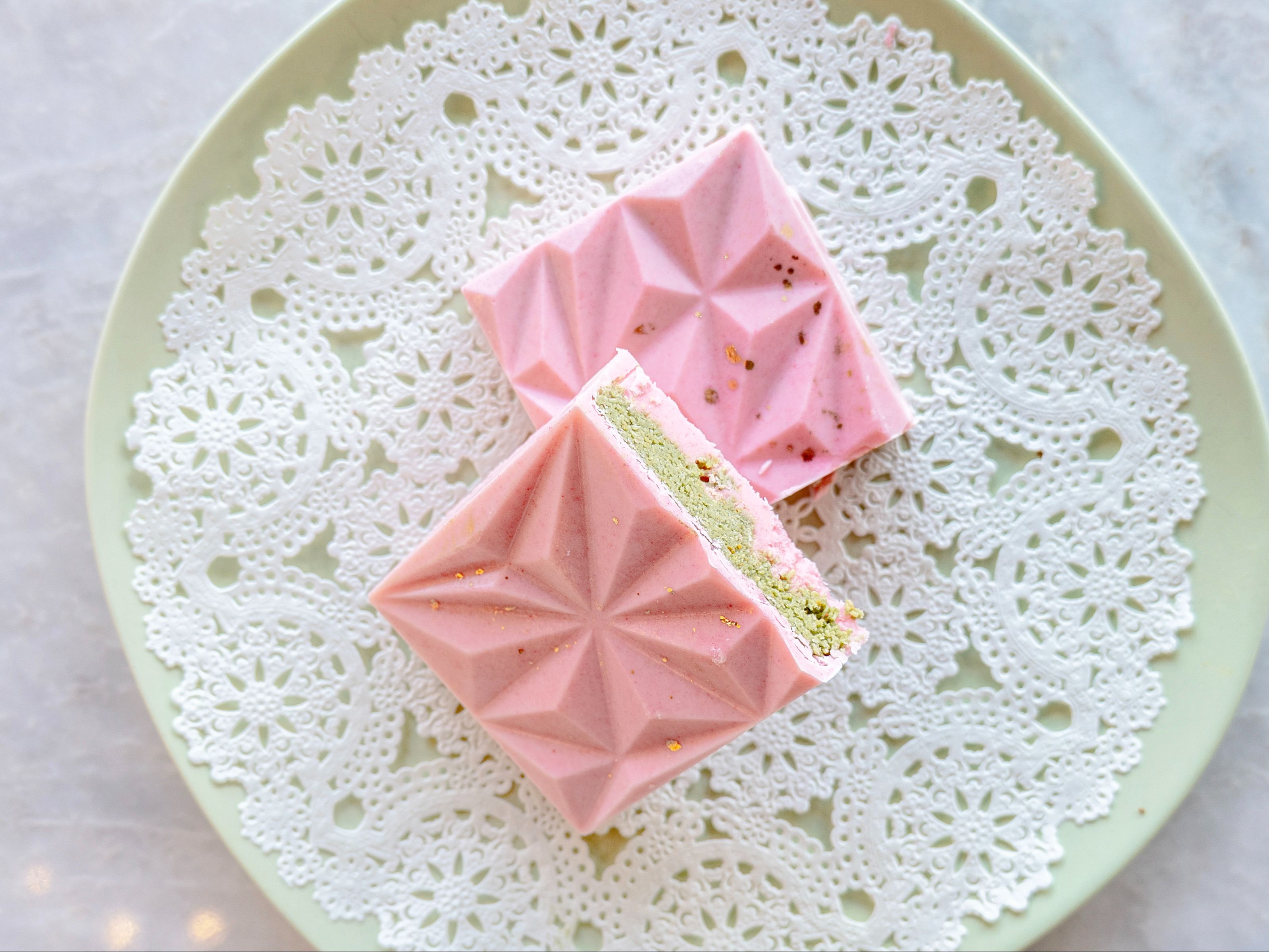 Pink Pistachio Dubai Chocolate Bar.