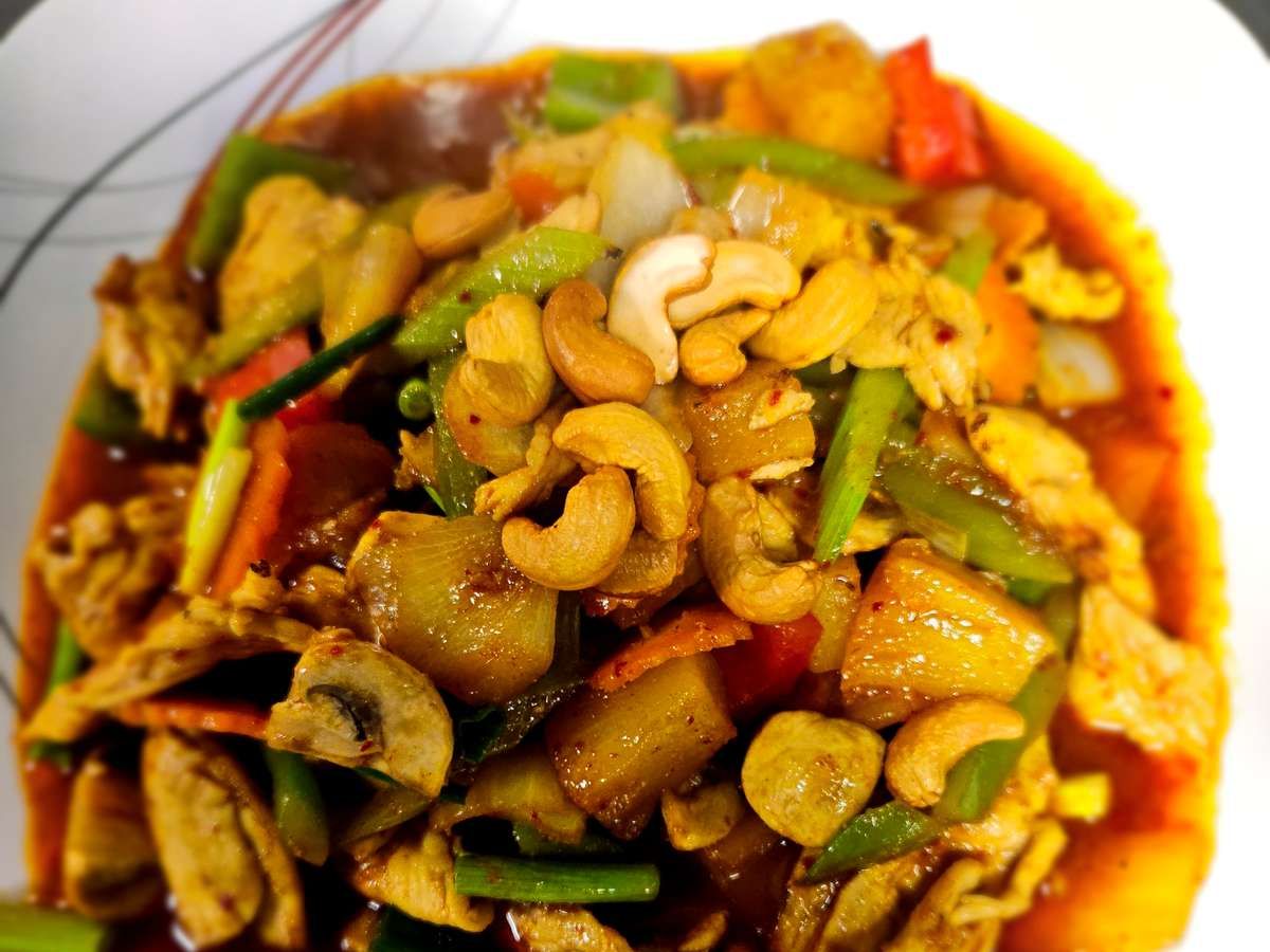 E76 Stir Fry Cashew Nut Dinner.