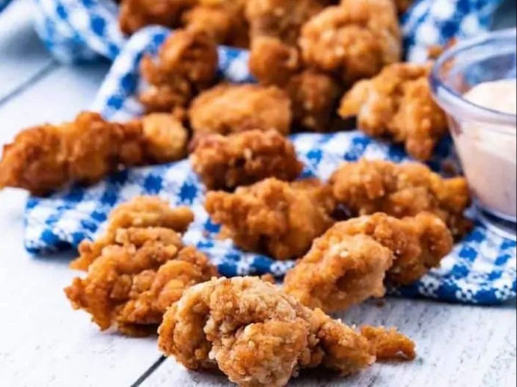1 Lb. Popcorn Chicken.