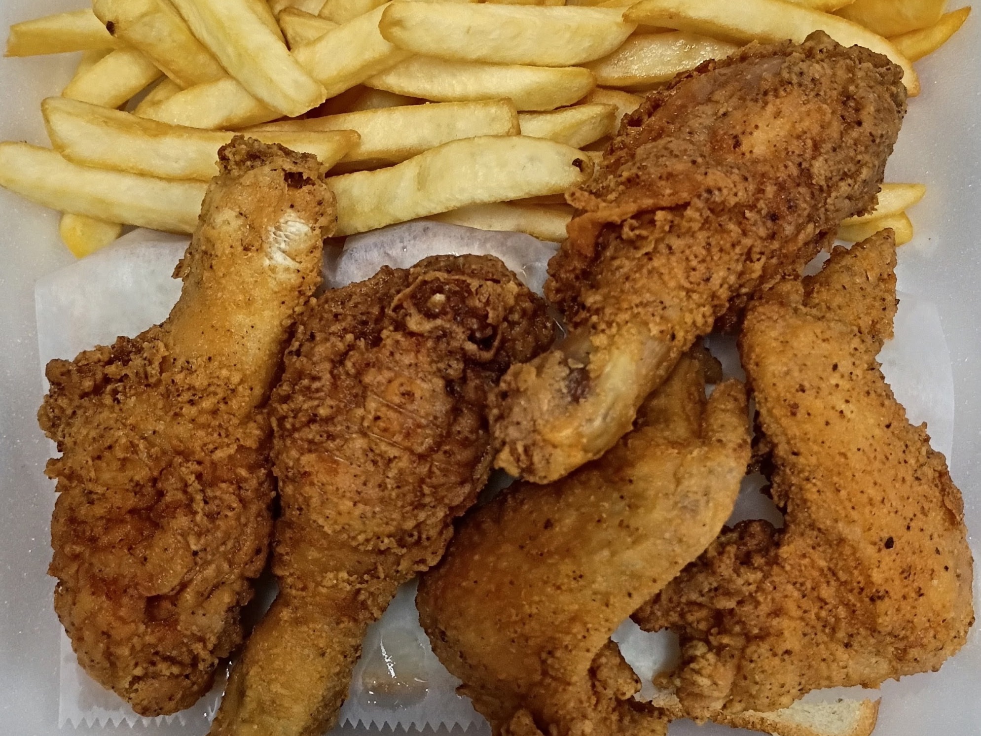 Street Combo Box  (2 Whole Wings & 3 Drumstick)