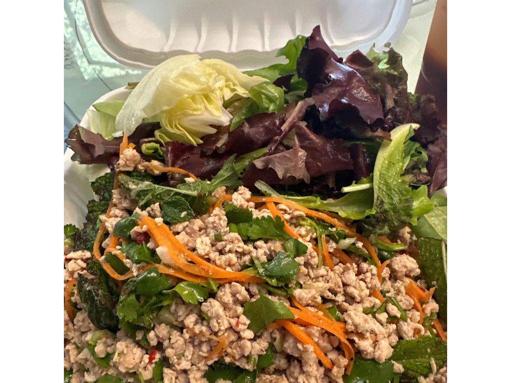 Larb Kai.