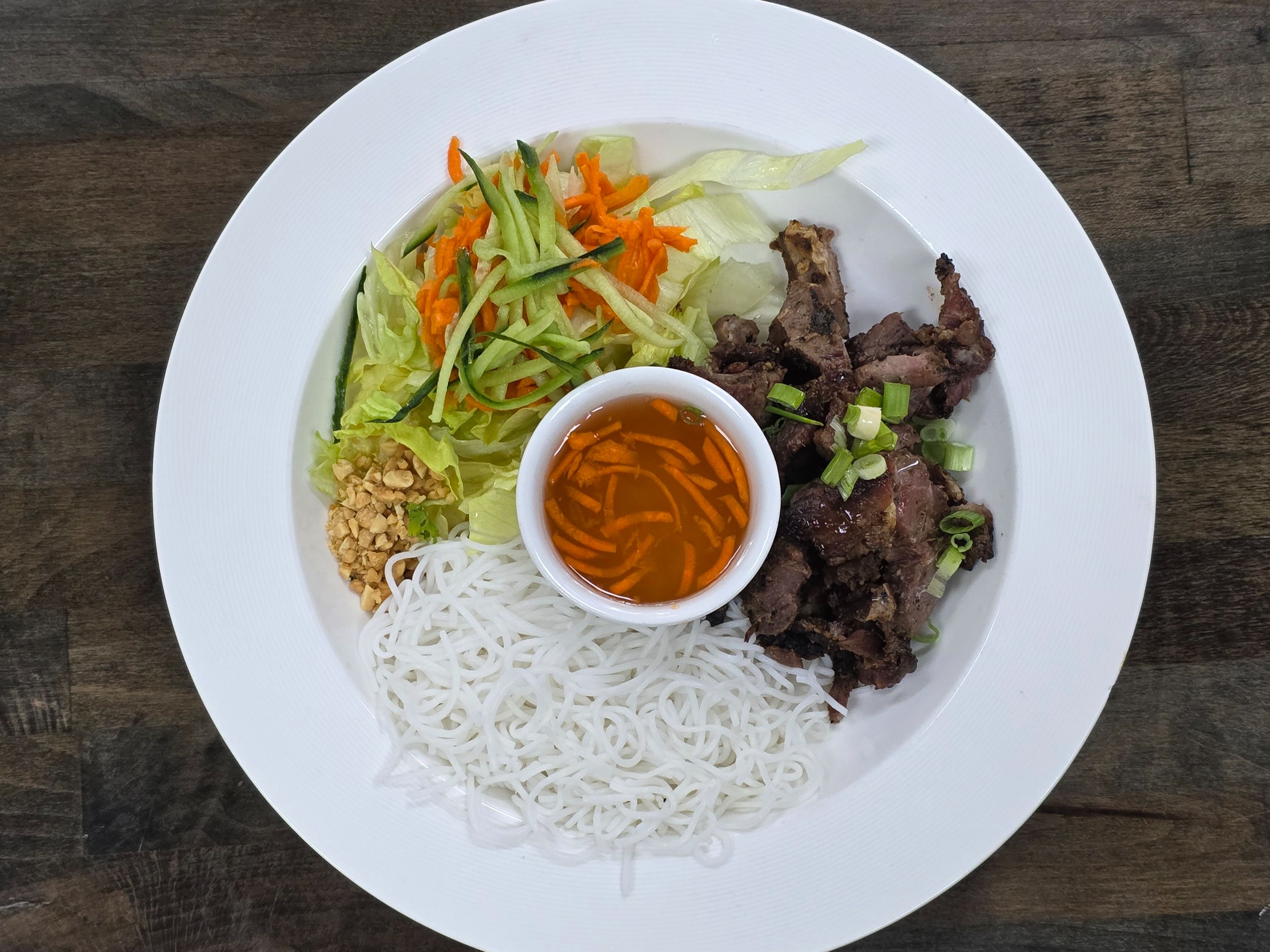 V1ck. Grilled Chicken(pollo a la parrilla) (Vermicelli fideos).