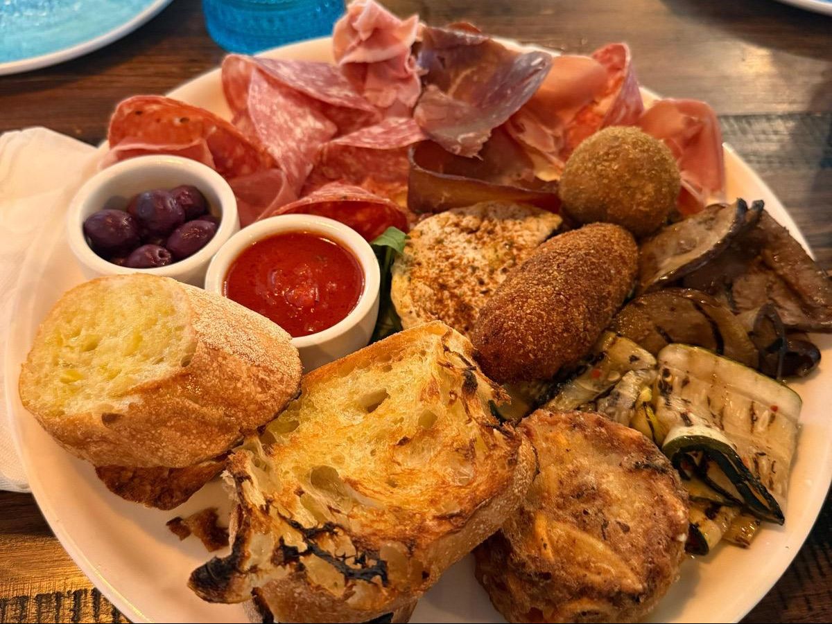 Antipasto Misto (Chef’s Special).