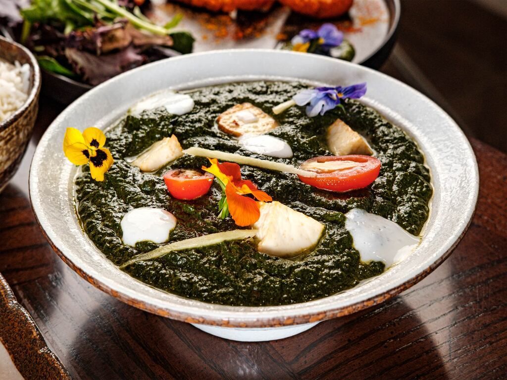 Palak Paneer  (Small  Tray- Serves 10-12 People)