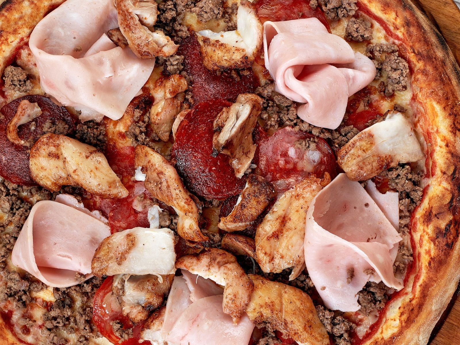 The Meat Lovers Extra Large 16in.