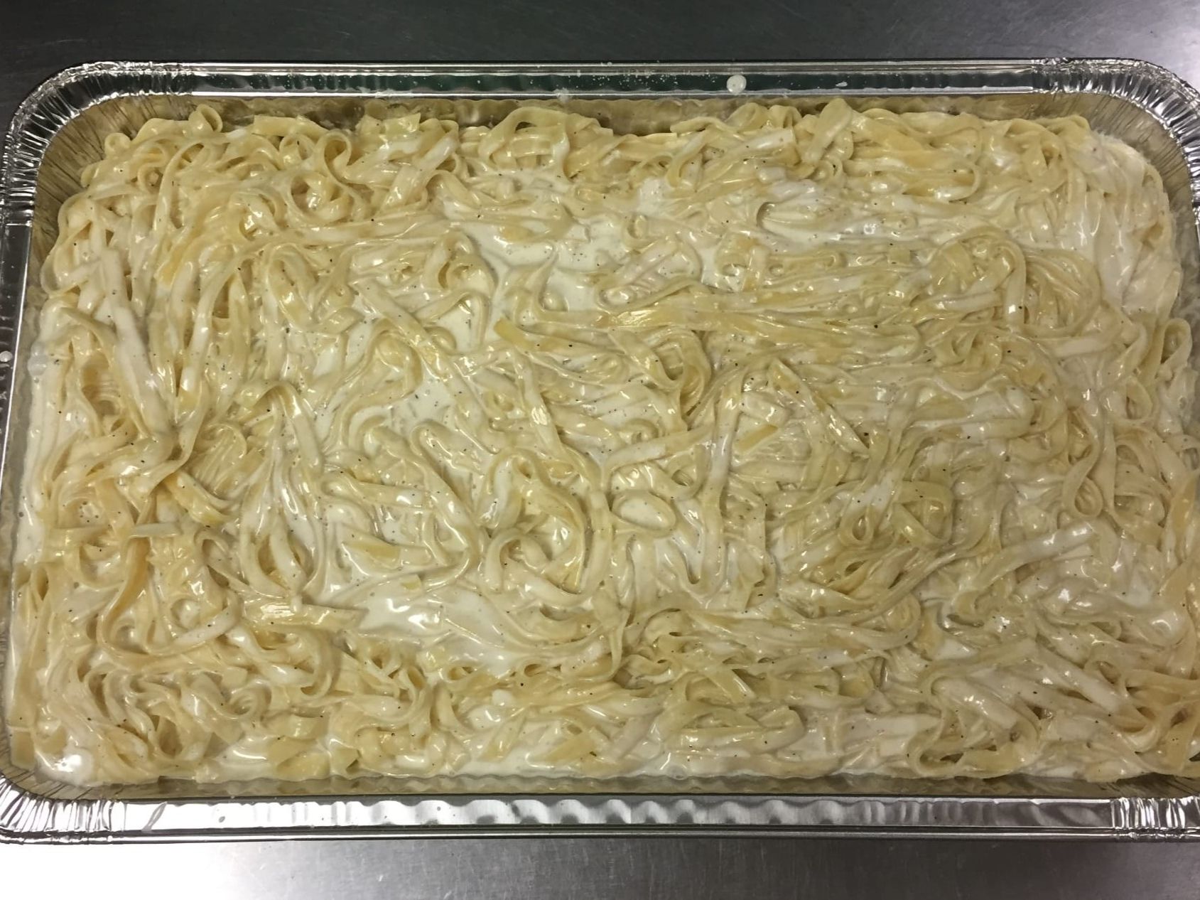 Fettucine Alfredo Tray For 10 People