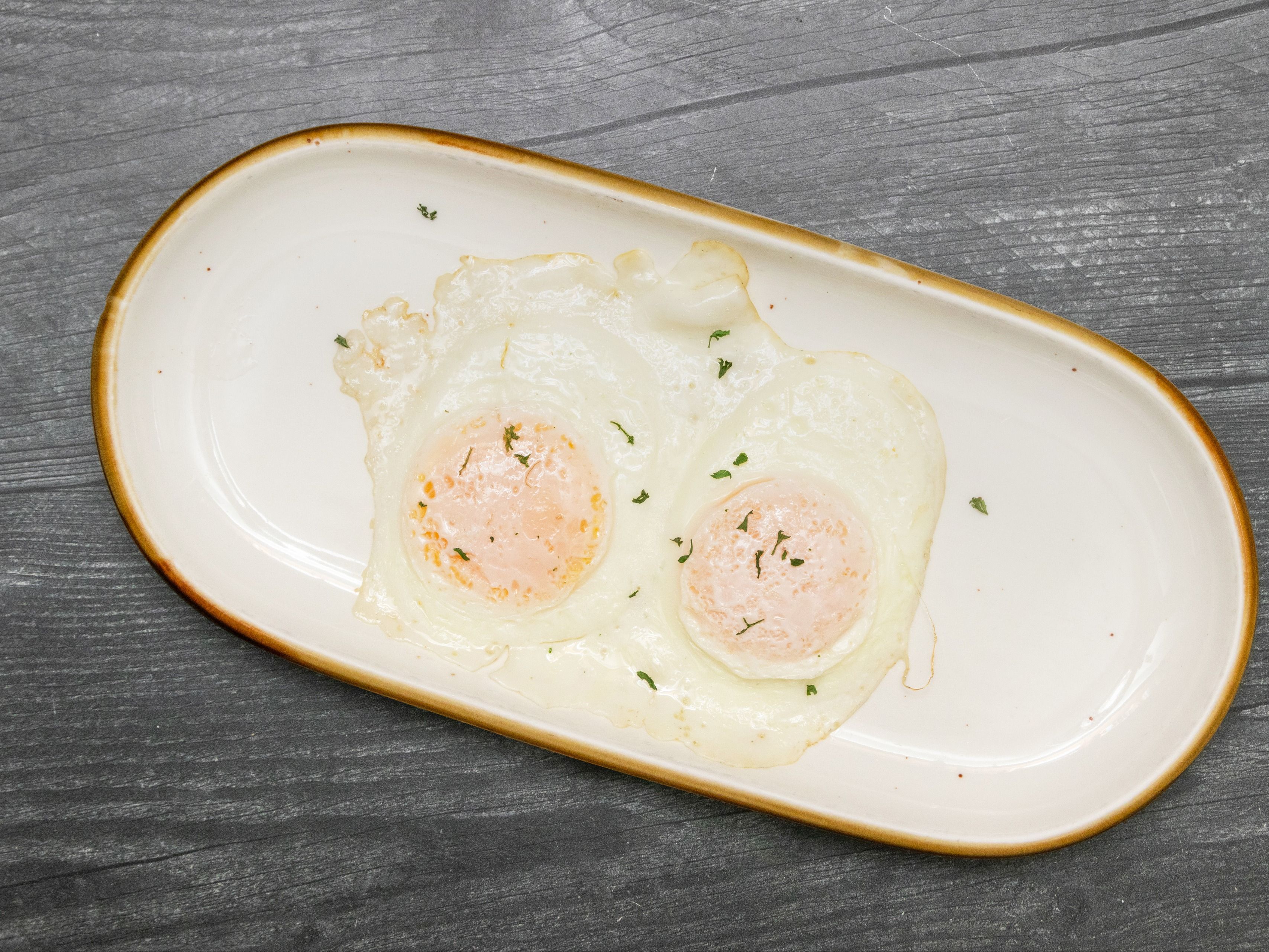 2 Eggs.