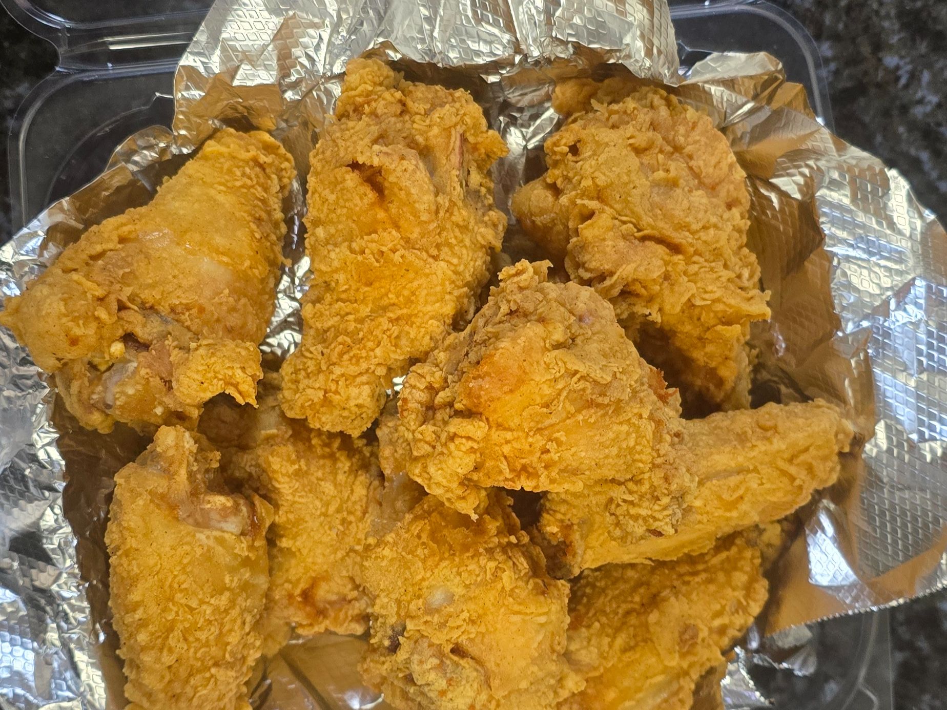25 WINGS Party.