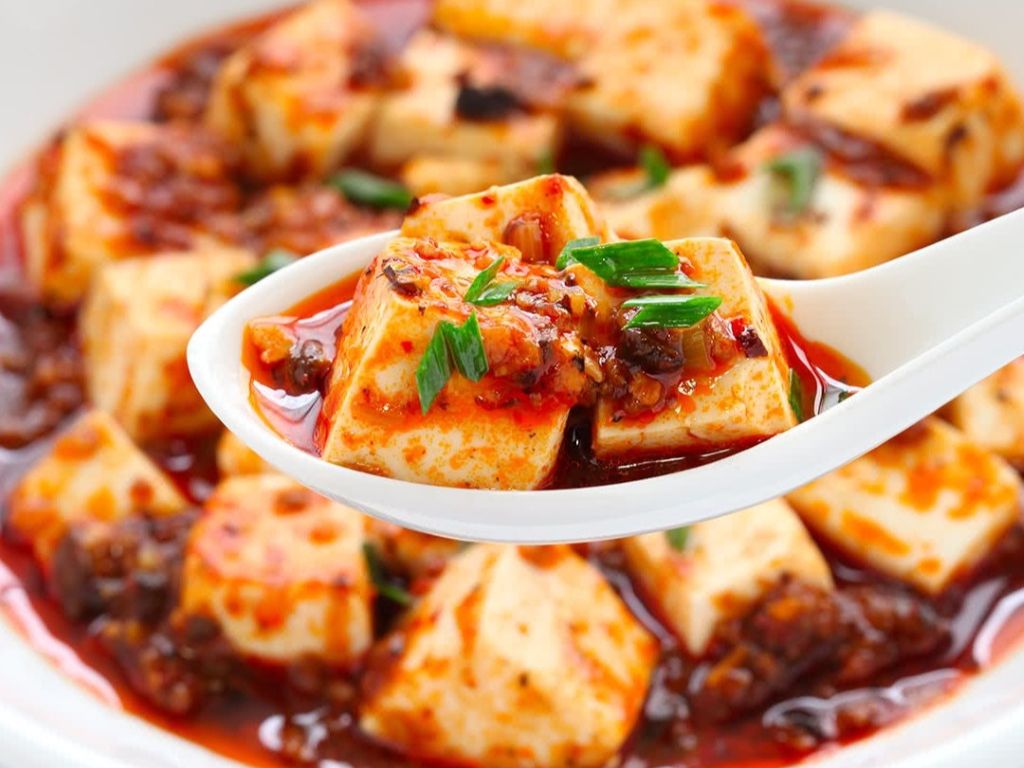 Ma Pao Tofu (Hot & Spicy) / Đậu hũ Ma Bà (Cay Nóng) / 麻婆豆腐（麻辣）.