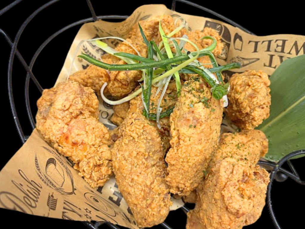 Fried Chicken Wings.