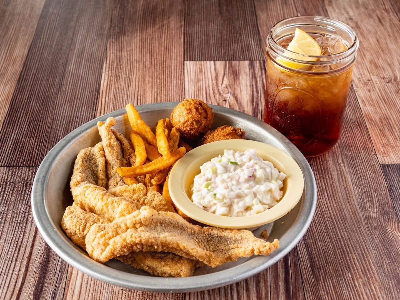 Catfish Plate