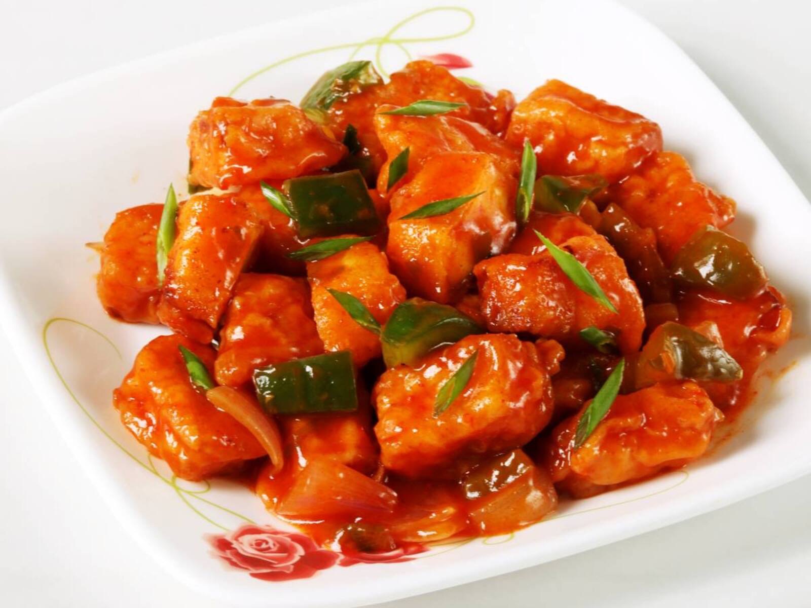 CHILLI GARLIC PANEER.