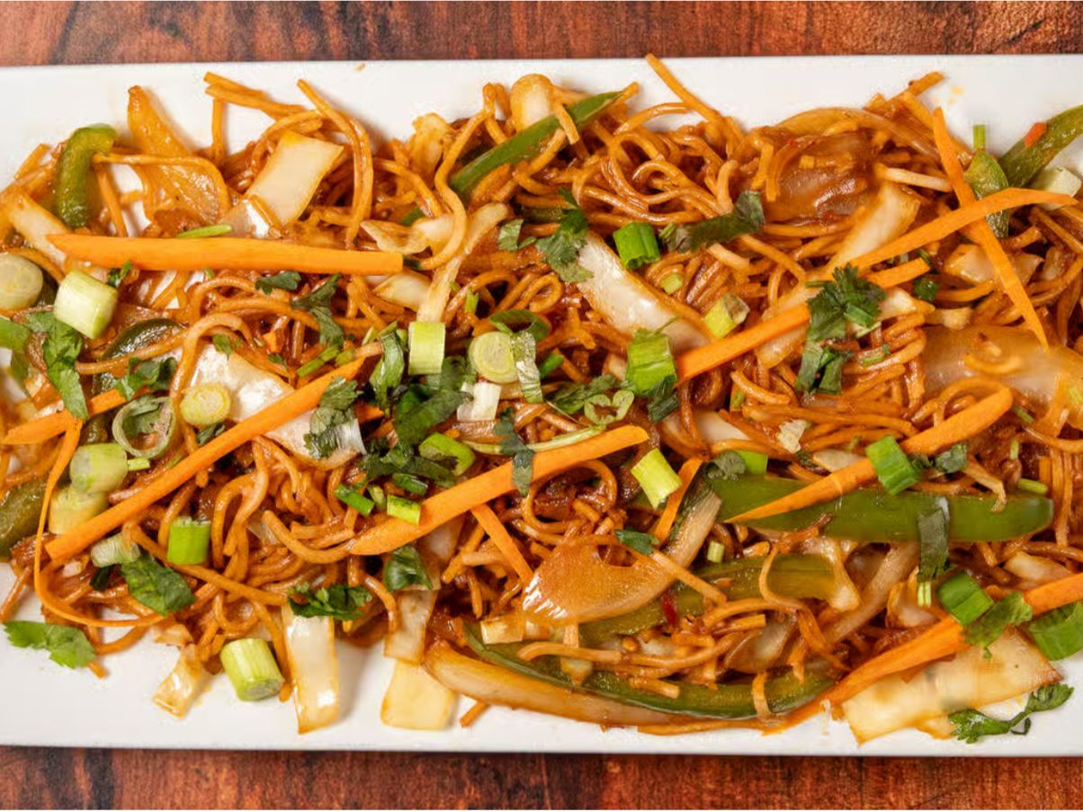 Hakka Noodles.
