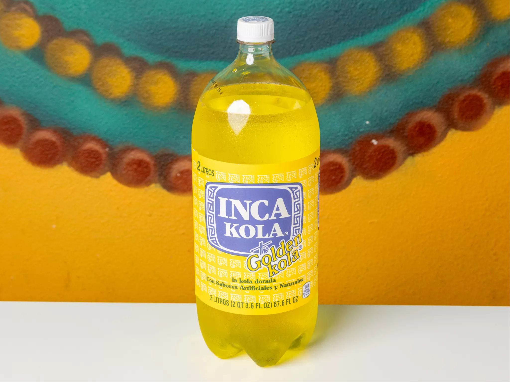 INCA KOLA 67.6oz (2 Lt.)