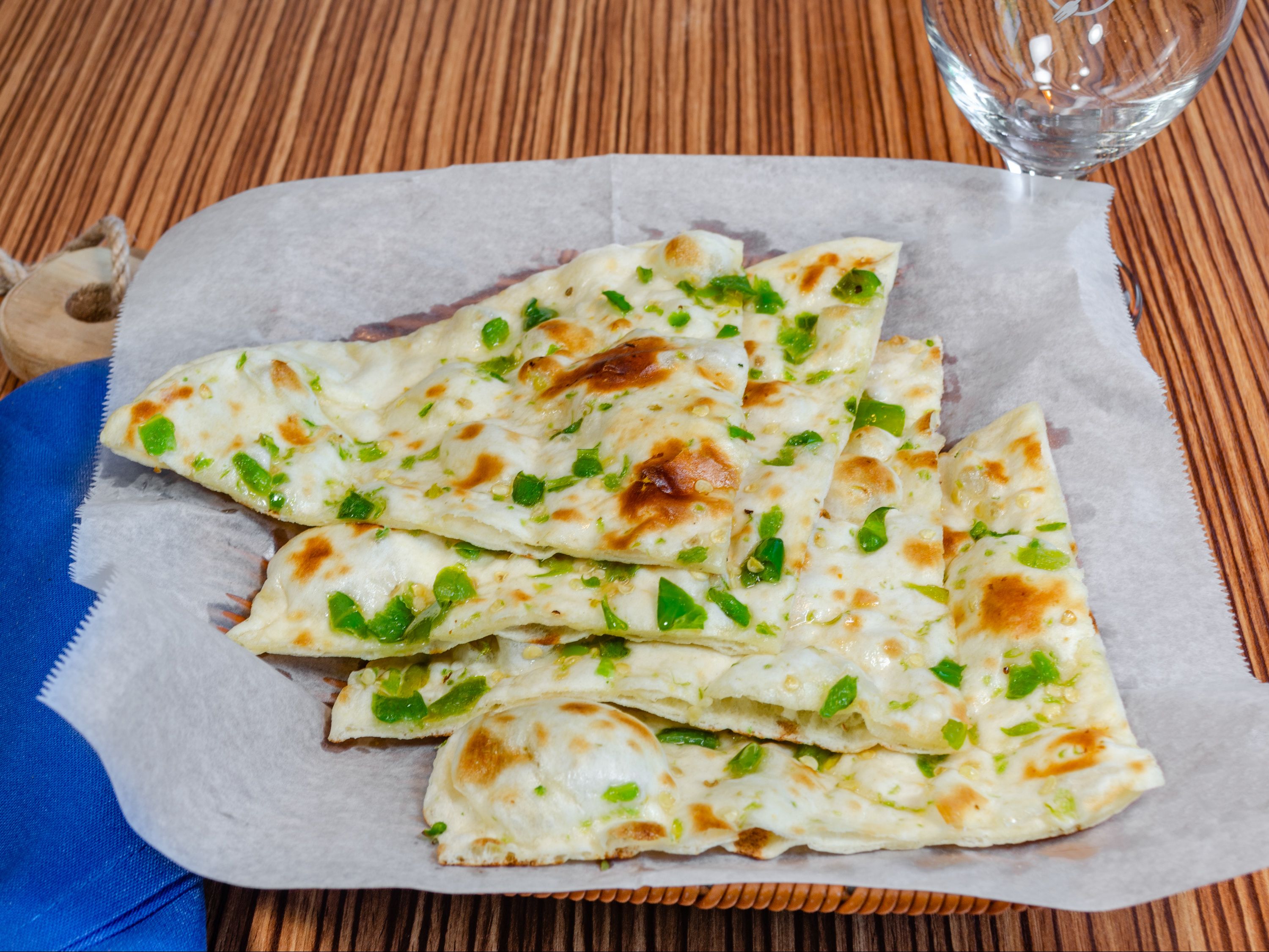 Manitou Bullet Naan.