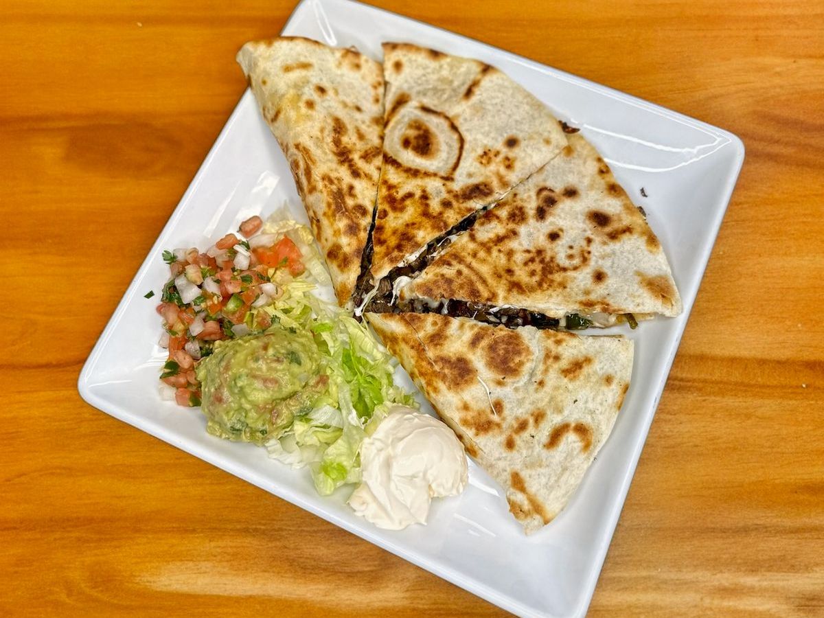 Quesadillas Hongos / Mushrooms.