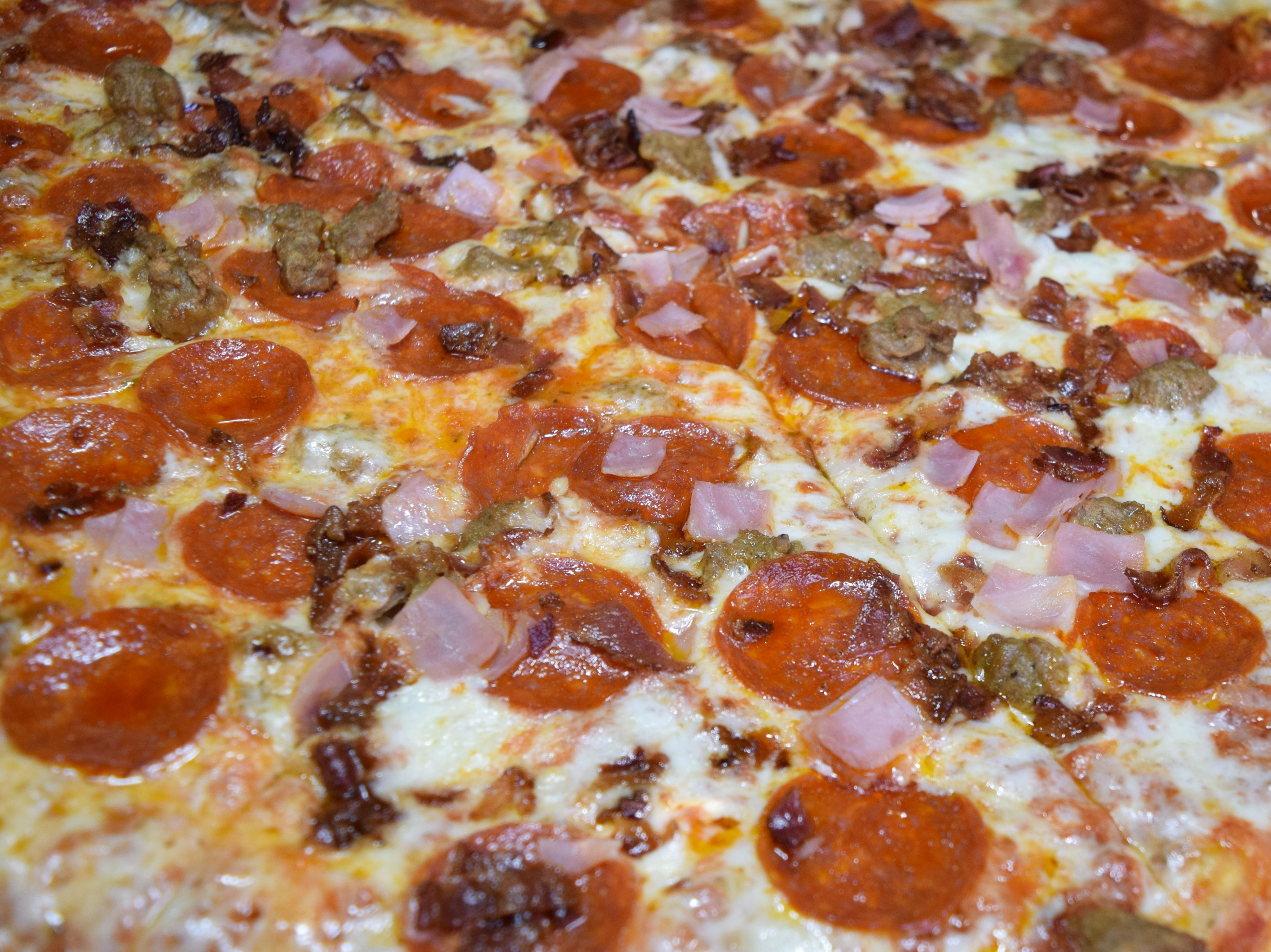 Meatlovers Pizza
