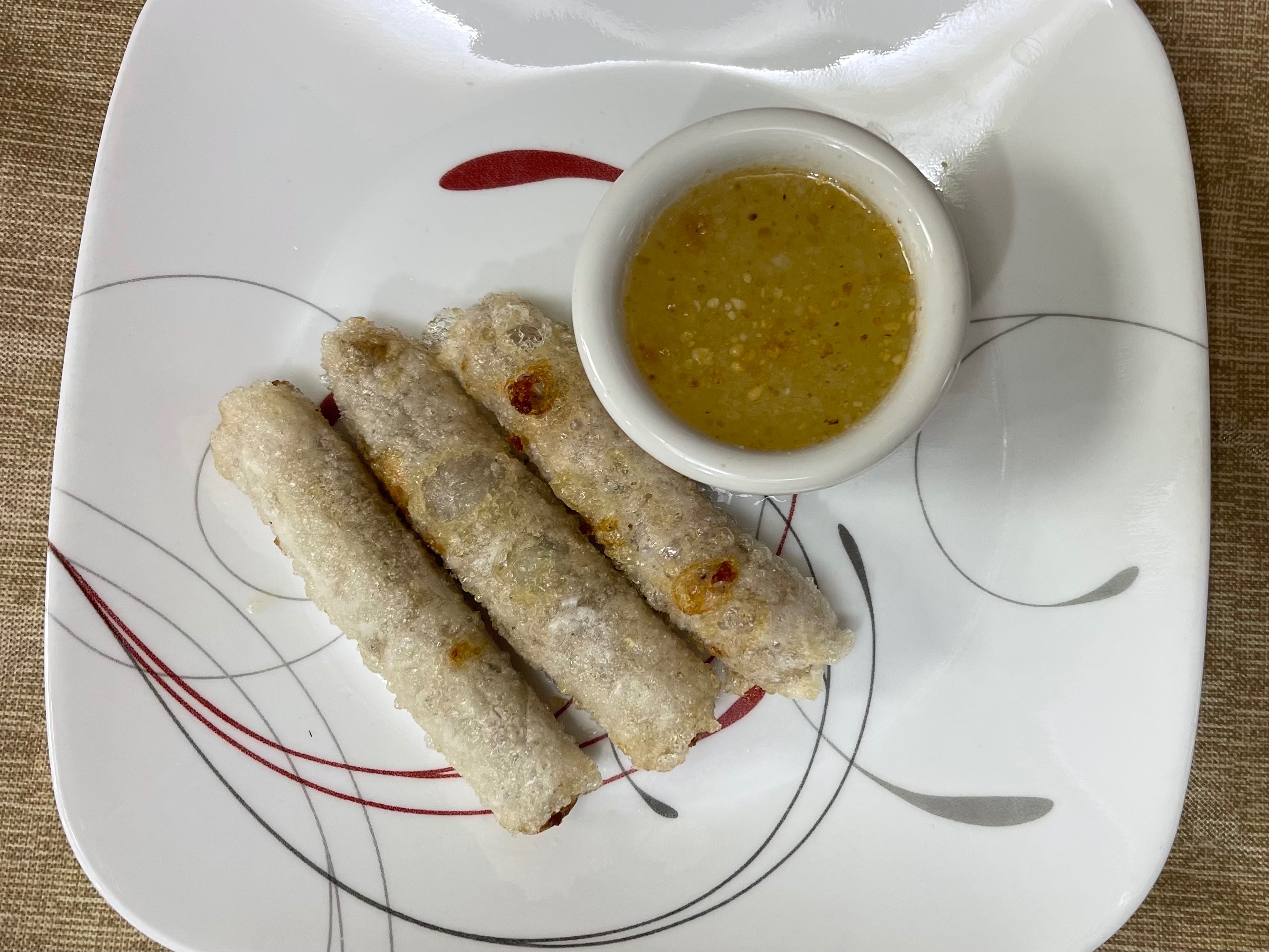 1/2 Crispy Roll (3 Pieces).